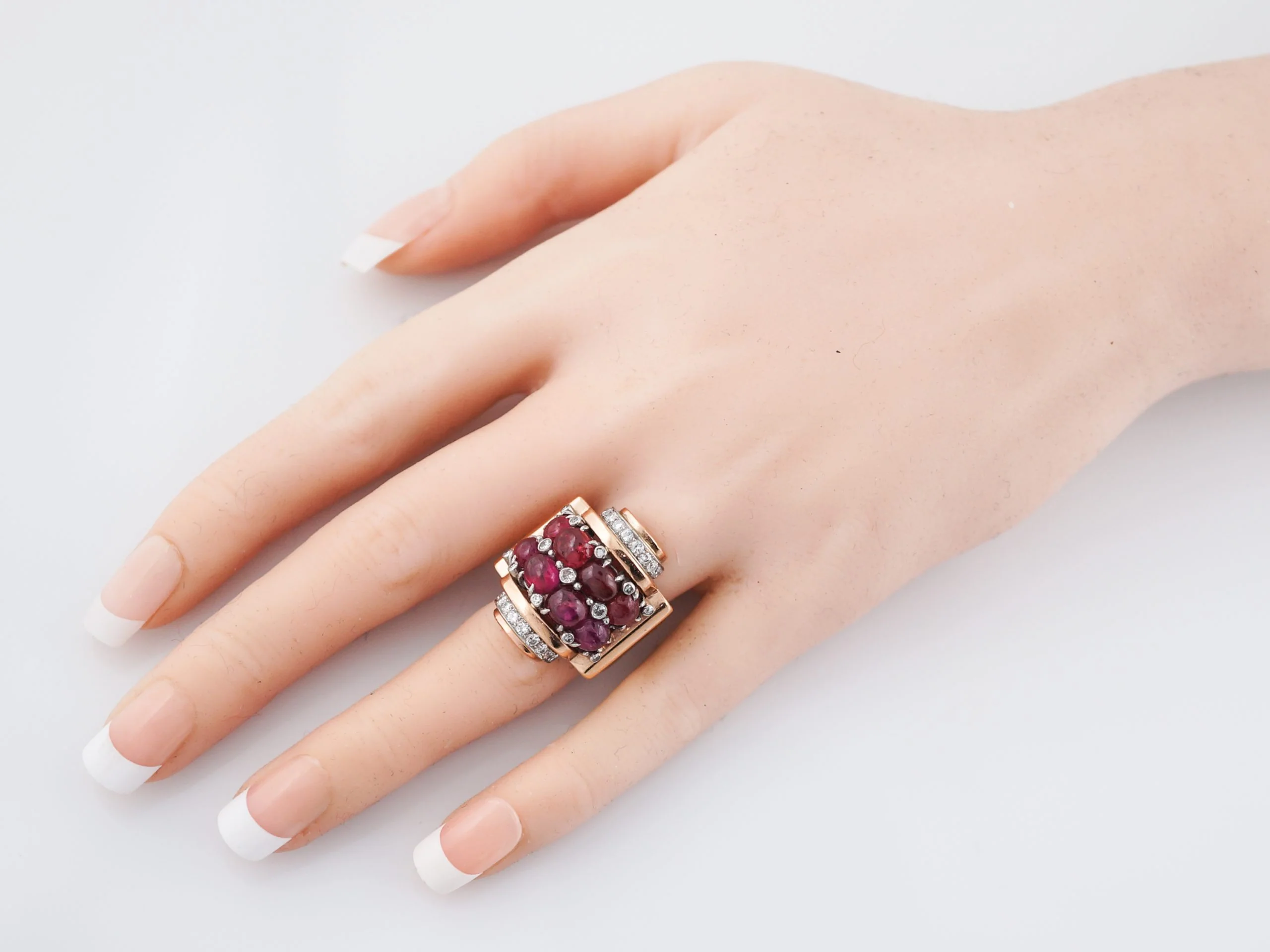 Mid Century Retro 9.57 Ruby Cocktail Ring With Round Brilliant Diamonds in 14k Rose Gold - Image 5