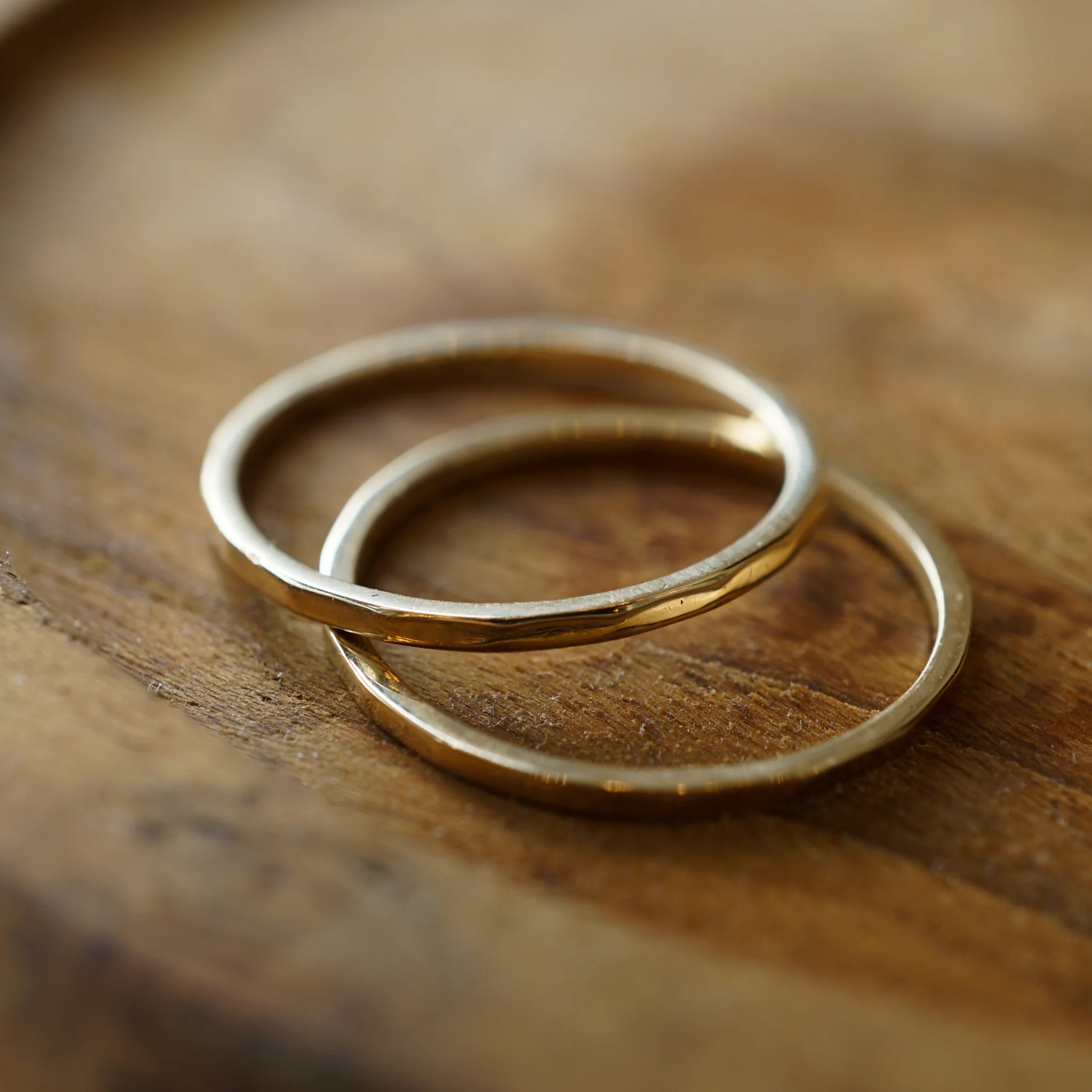 Mid-Century Textured Stacking Band in 14k Yellow Gold - Image 3