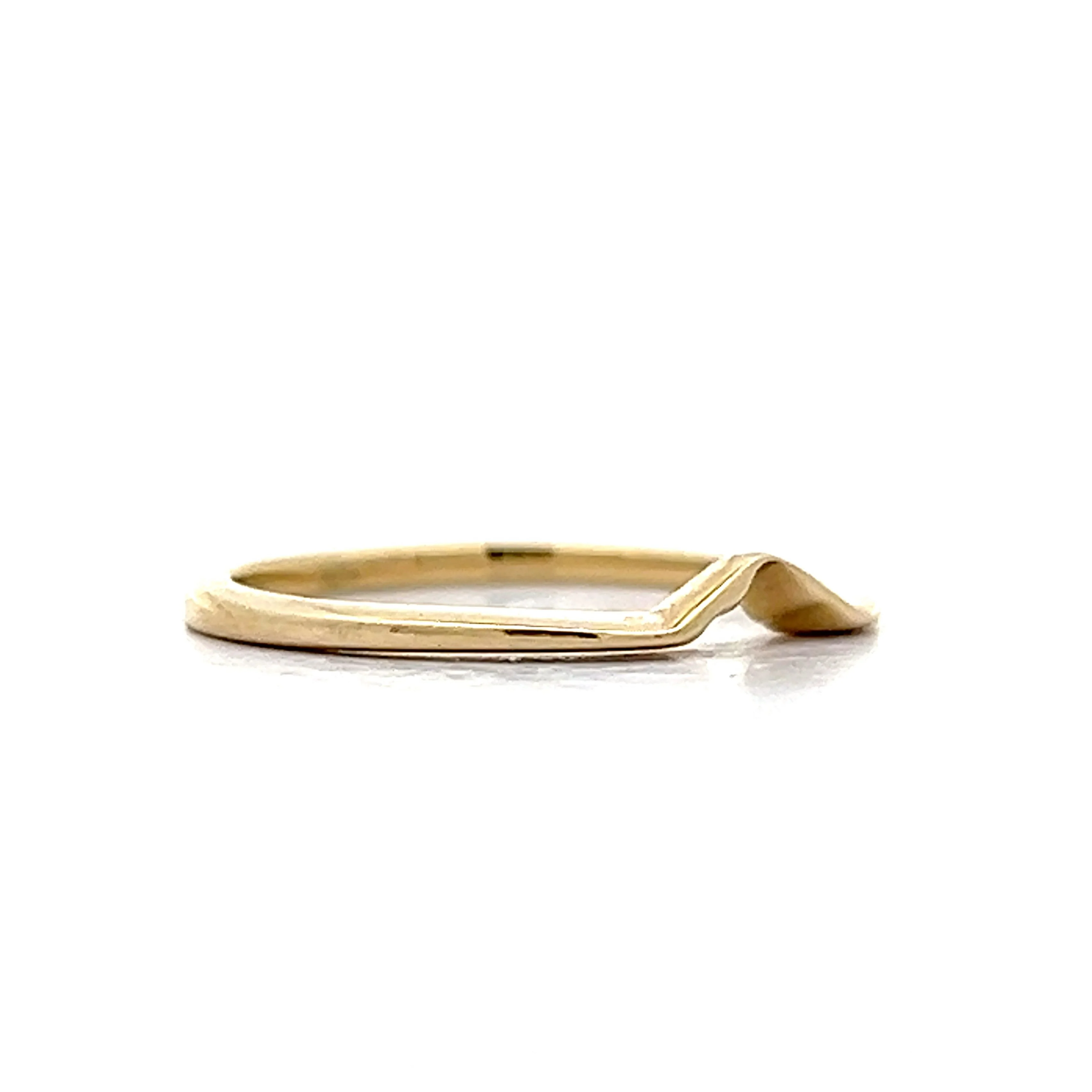 Minimalist Contour Wedding Band in 14k Yellow Gold - Image 3