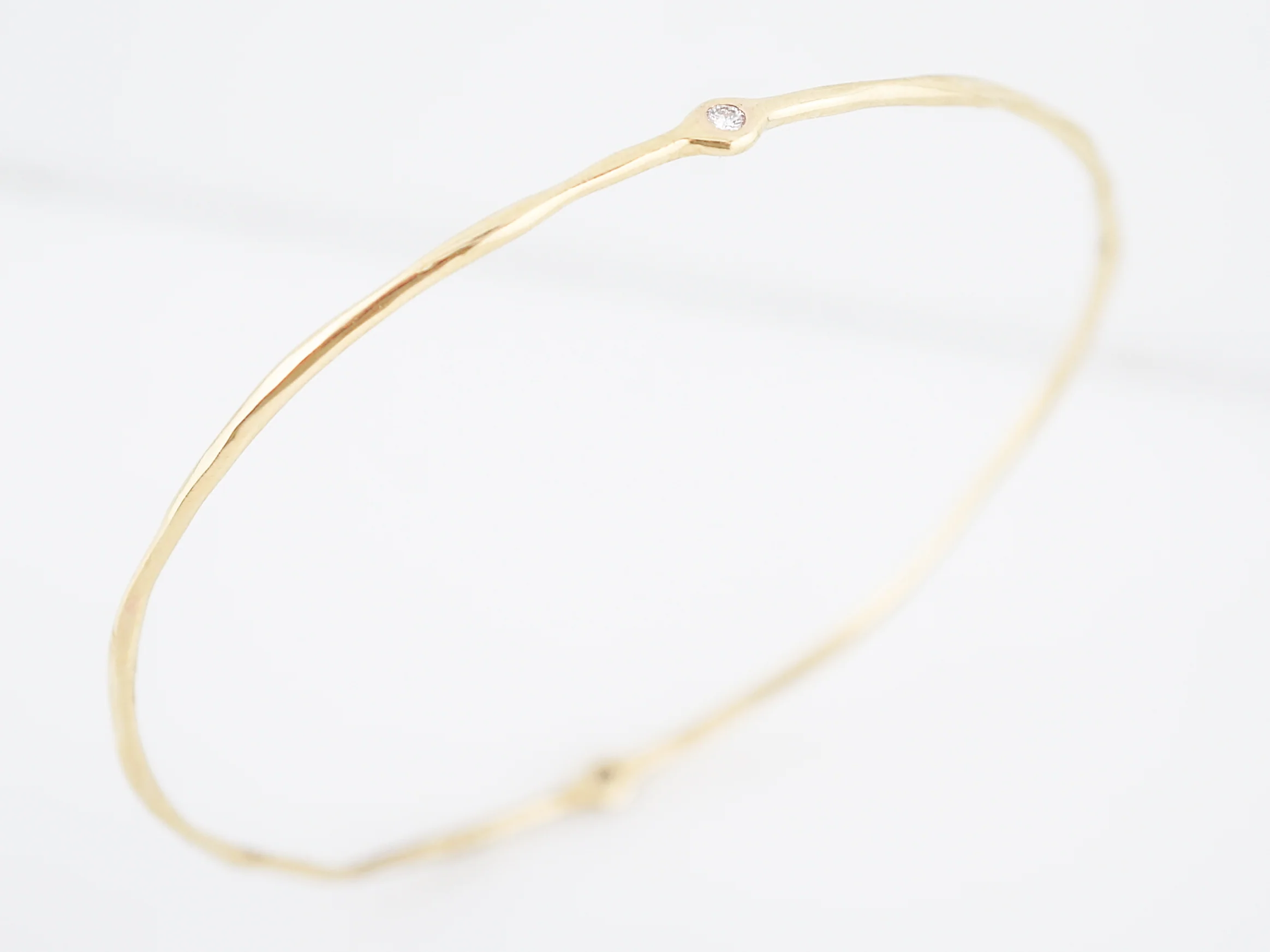 Modern Bracelet .10 Round Brilliant Cut Diamonds in 18k Yellow Gold - Image 3