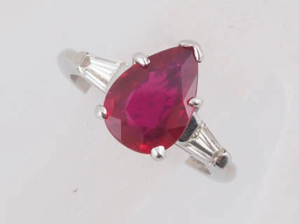 Modern Classic 2.06 Pear Shape Ruby and Diamond Ring in Platinum - Image 8