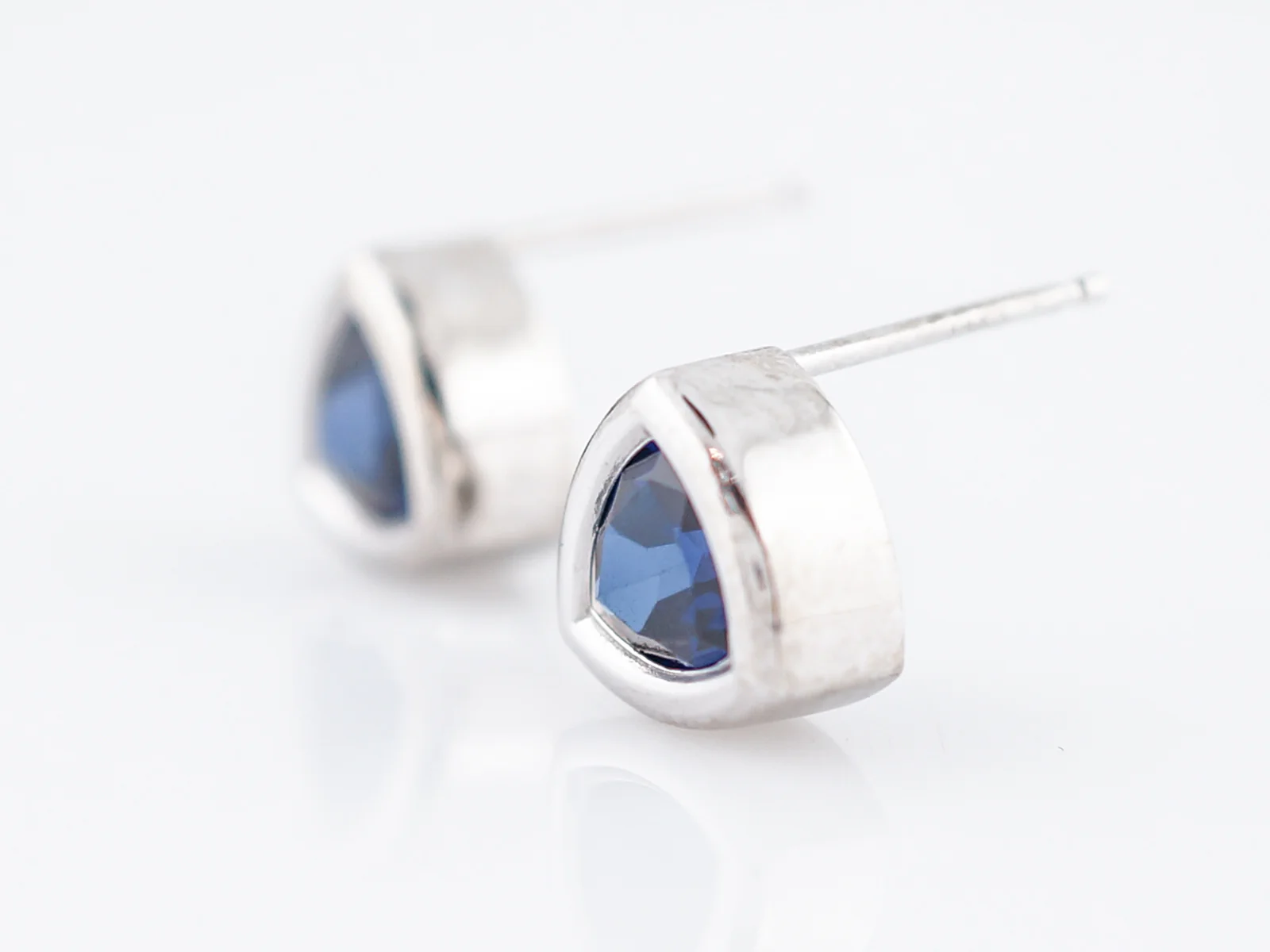 Modern Earrings 1.98 Trilliant Cut Sapphire in 14k White Gold - Image 3