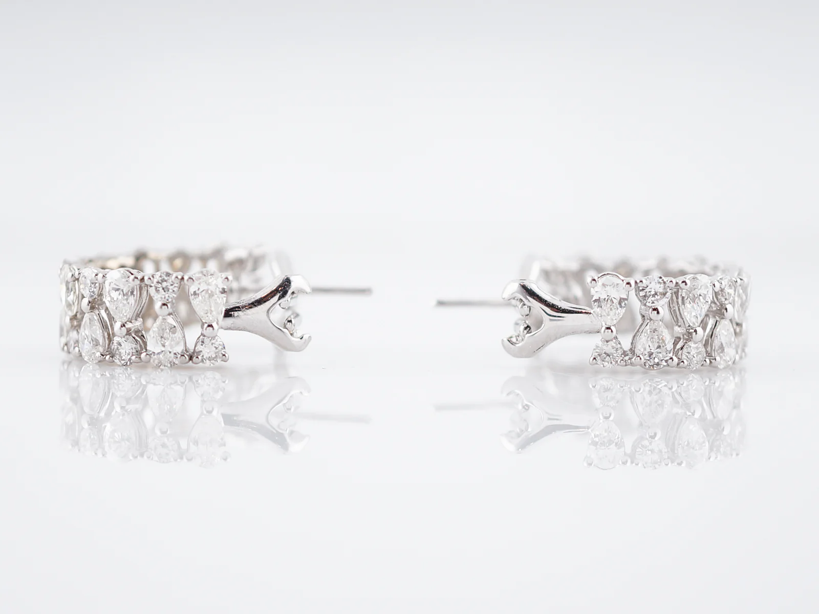 Modern Earrings 4.24 Pear & Round Brilliant Cut Diamonds in 18k White Gold - Image 6