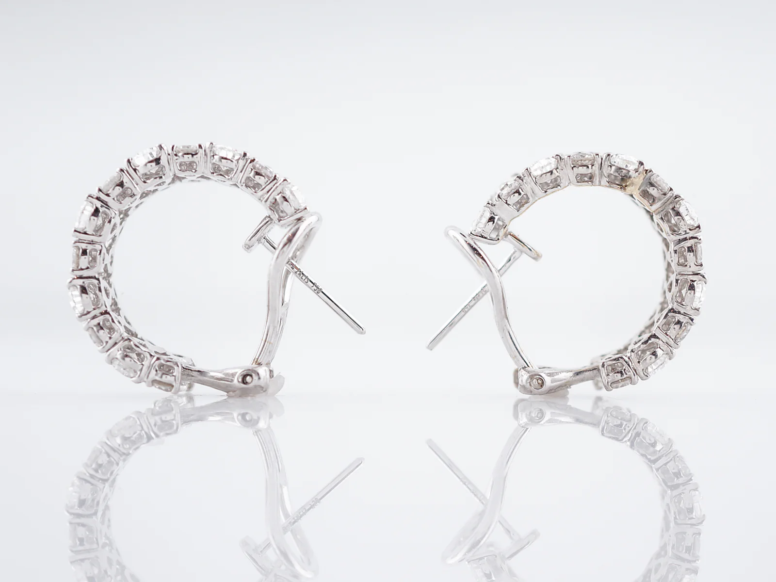 Modern Earrings 4.24 Pear & Round Brilliant Cut Diamonds in 18k White Gold - Image 7
