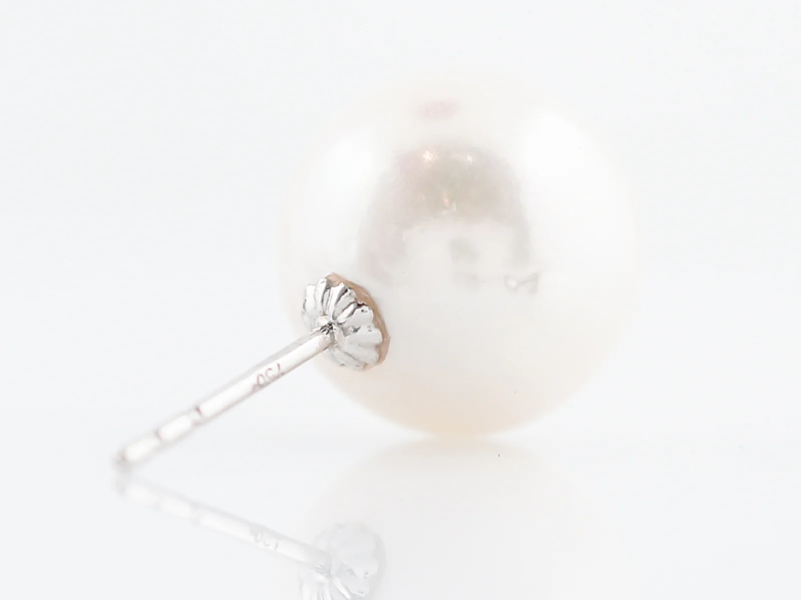 Modern Earrings Pearl in 14k White Gold - Image 4