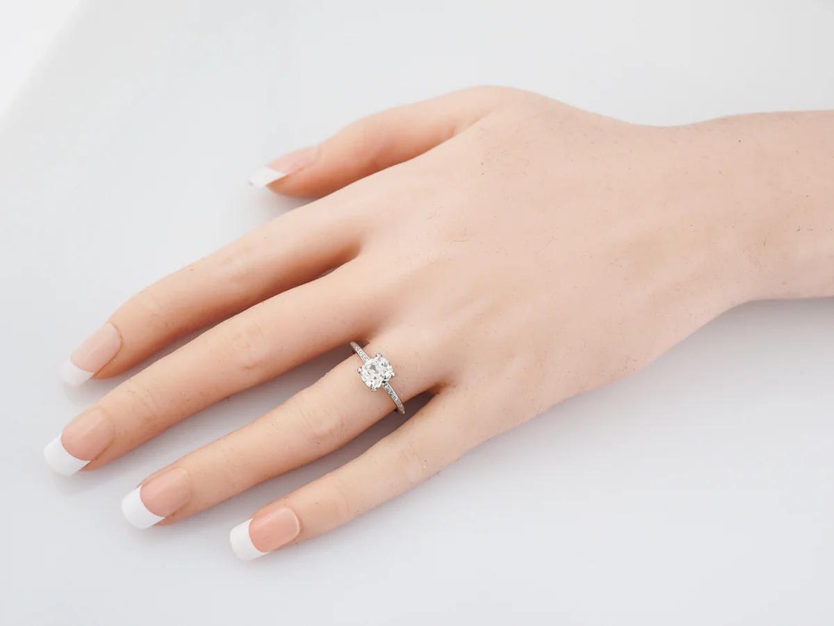 Modern Engagement Ring Art Deco Style 1.31 Old Mine Cushion Cut Diamond in Platinum - Image 6
