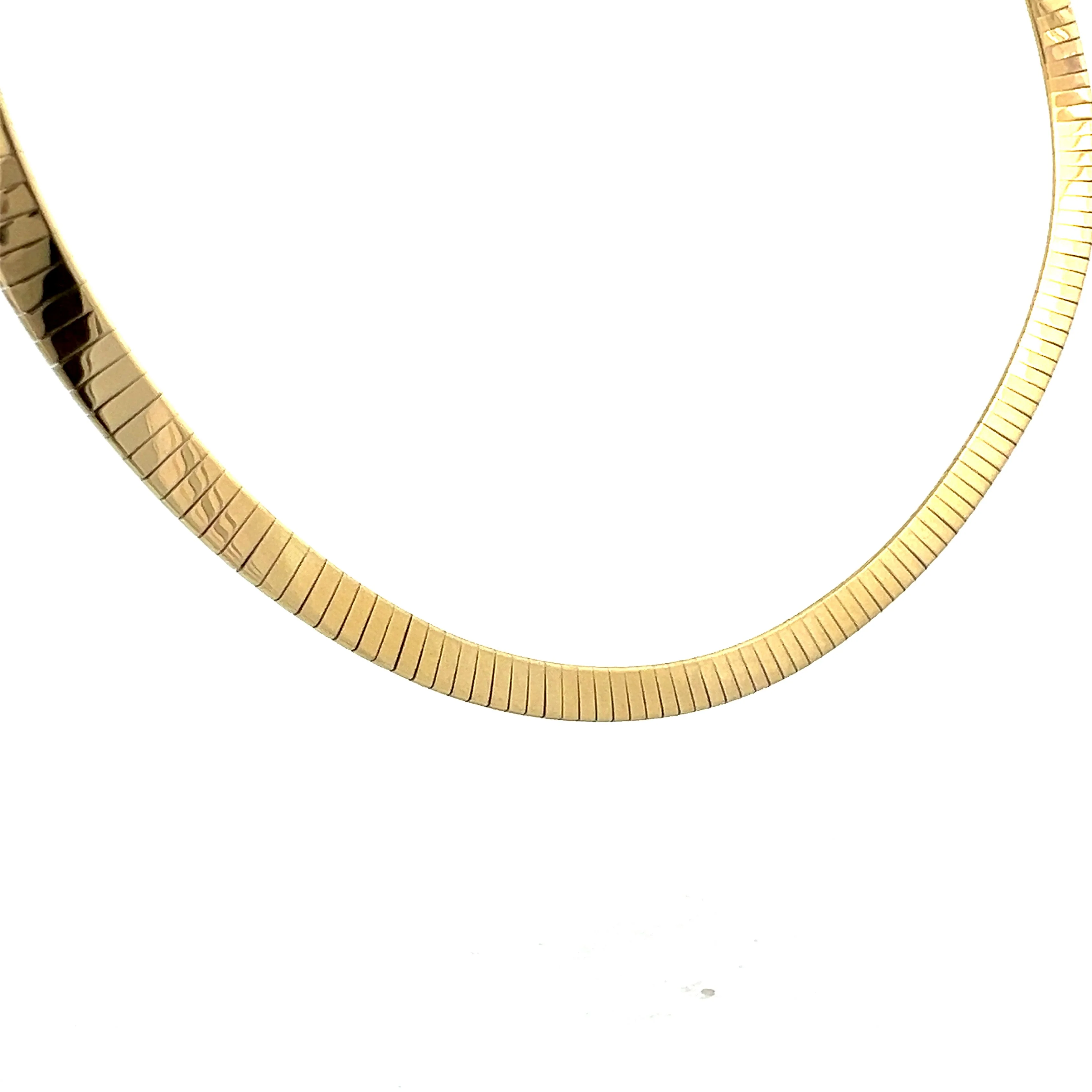 Modern Flexible Omega Necklace in 14k Yellow Gold - Image 3