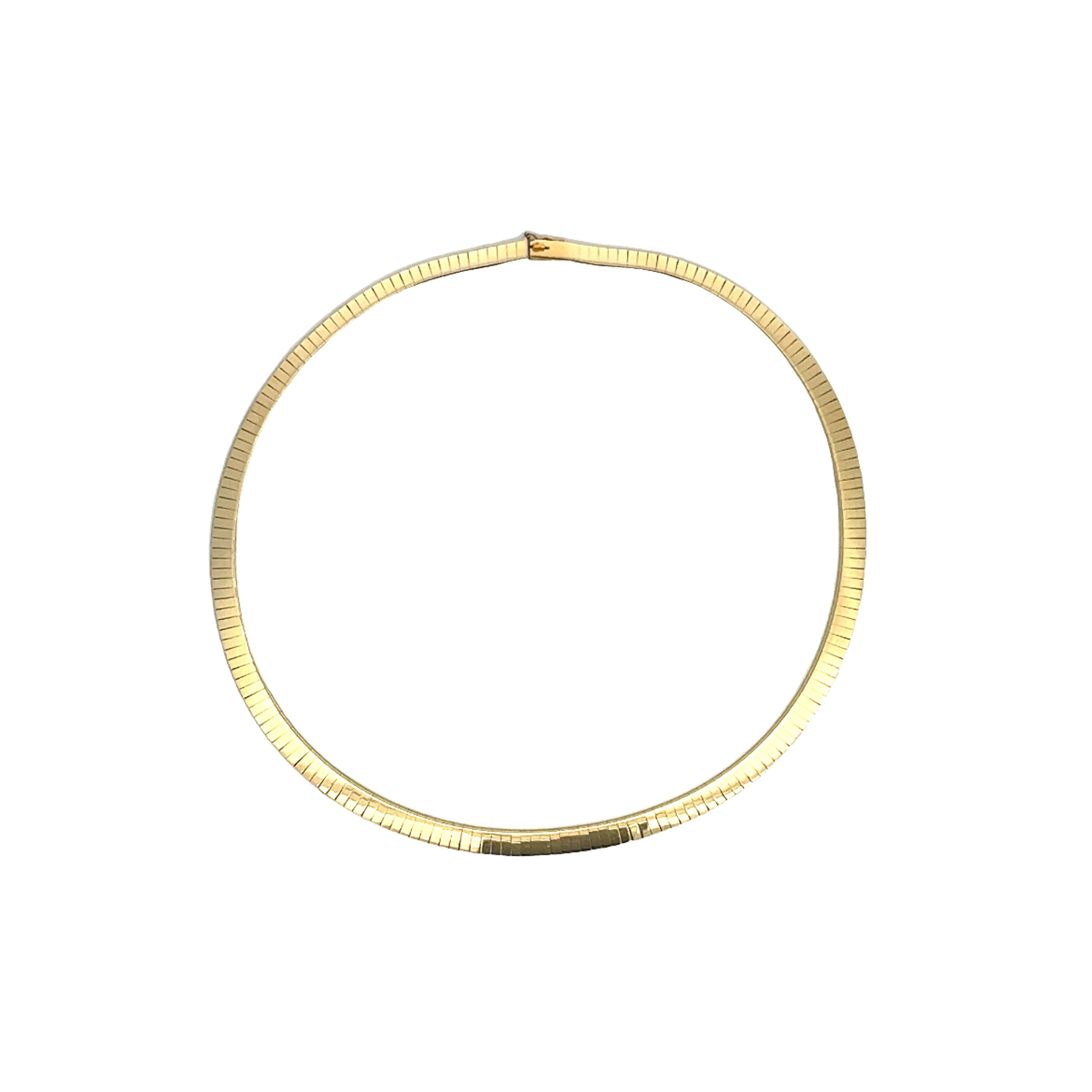 Modern Flexible Omega Necklace in 14k Yellow Gold - Image 4