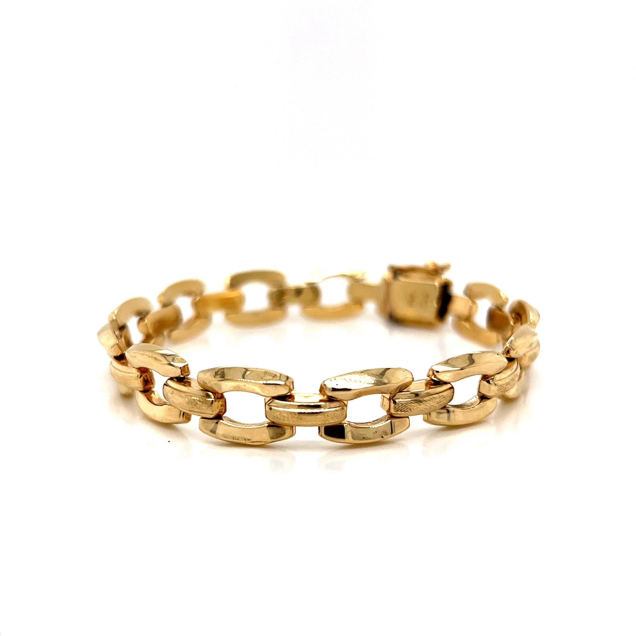 Modern Open Link Chain Bracelet in 14k Yellow Gold - Image 3