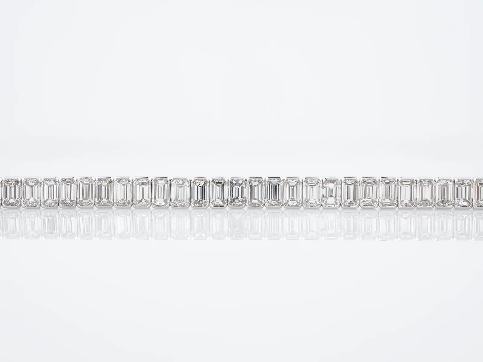 Modern Straight Line Bracelet 12.91 Emerald Cut Diamonds in Platinum - Image 3