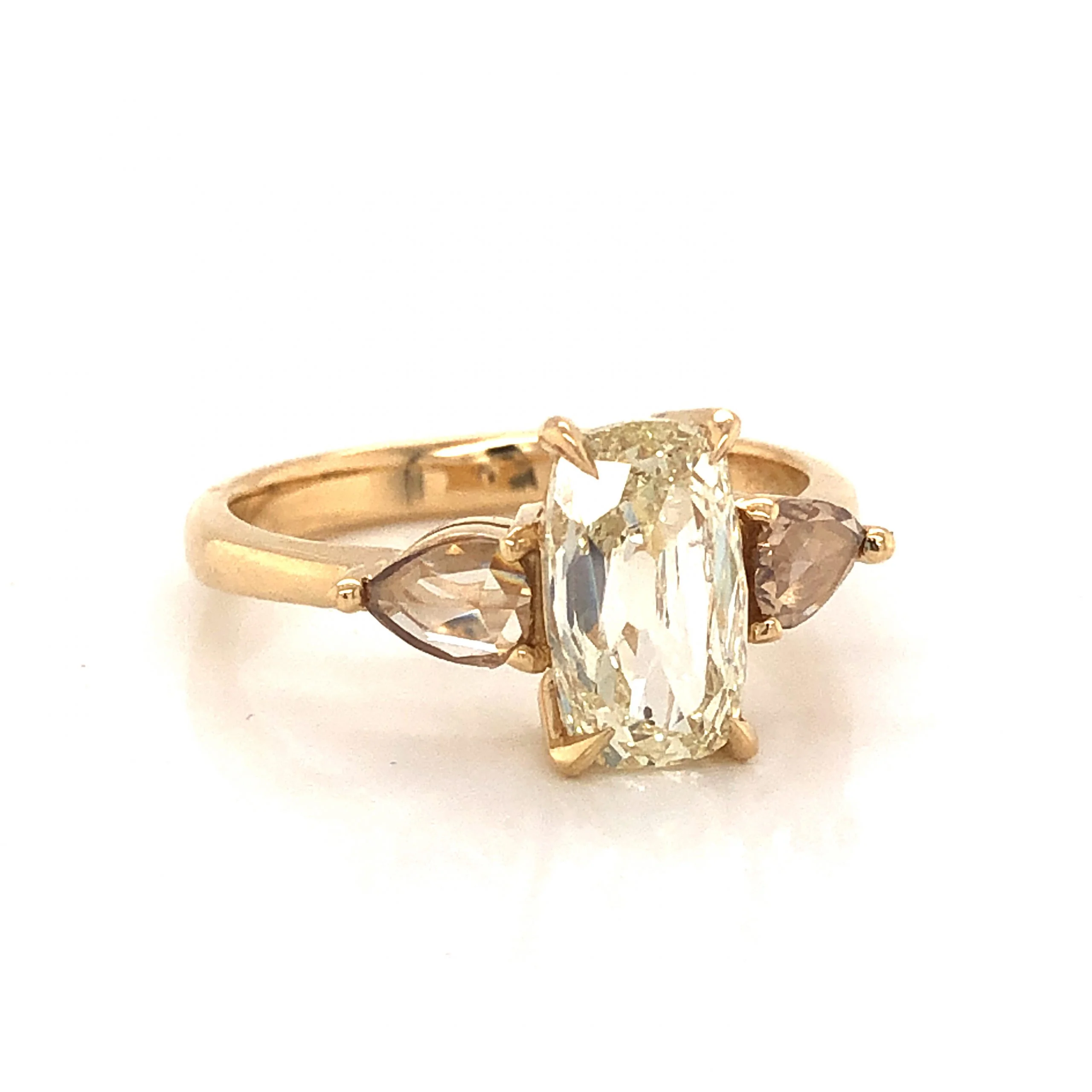 Old Mine Brilliant Cut Diamond Engagement Ring in 14k Yellow Gold - Image 3