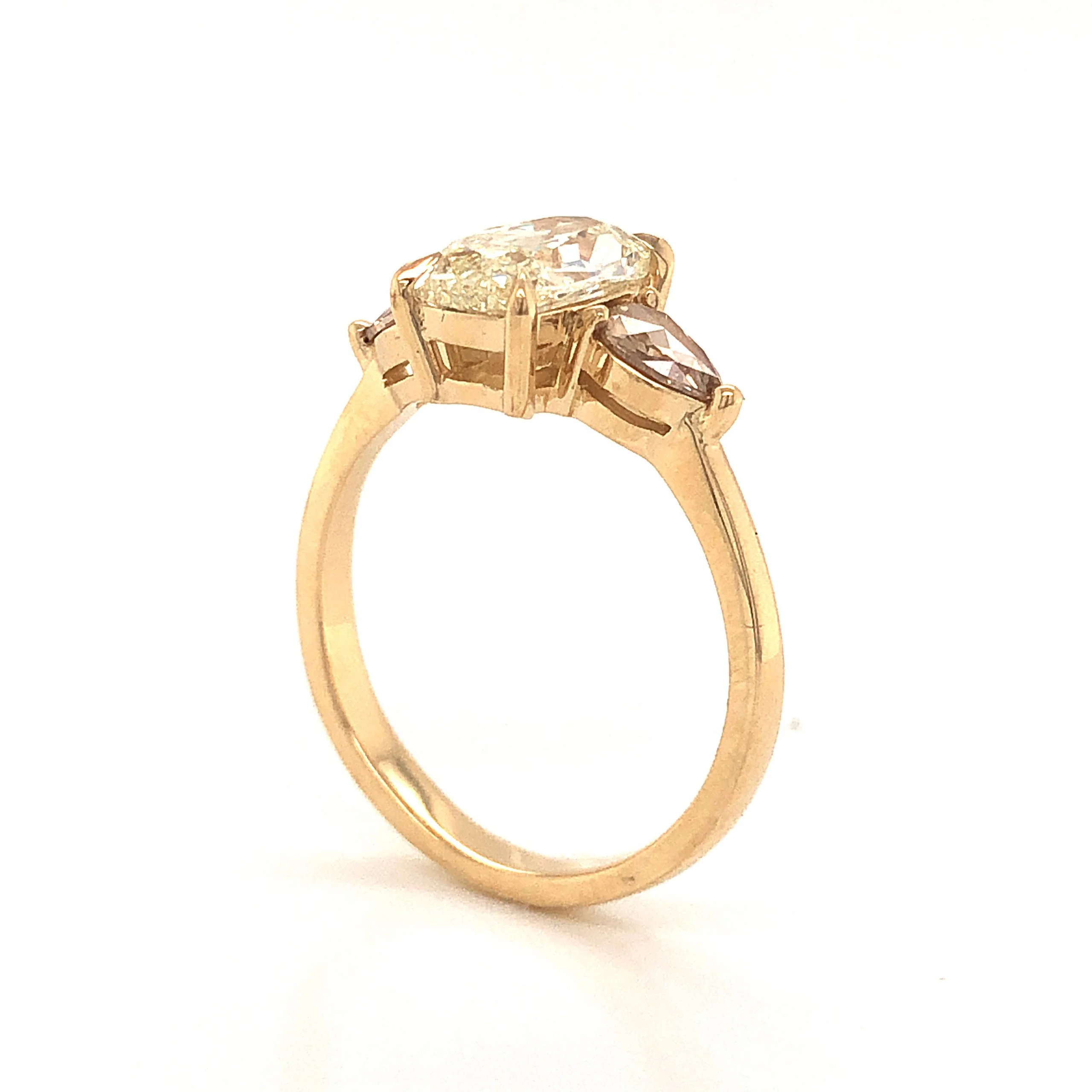 Old Mine Brilliant Cut Diamond Engagement Ring in 14k Yellow Gold - Image 5