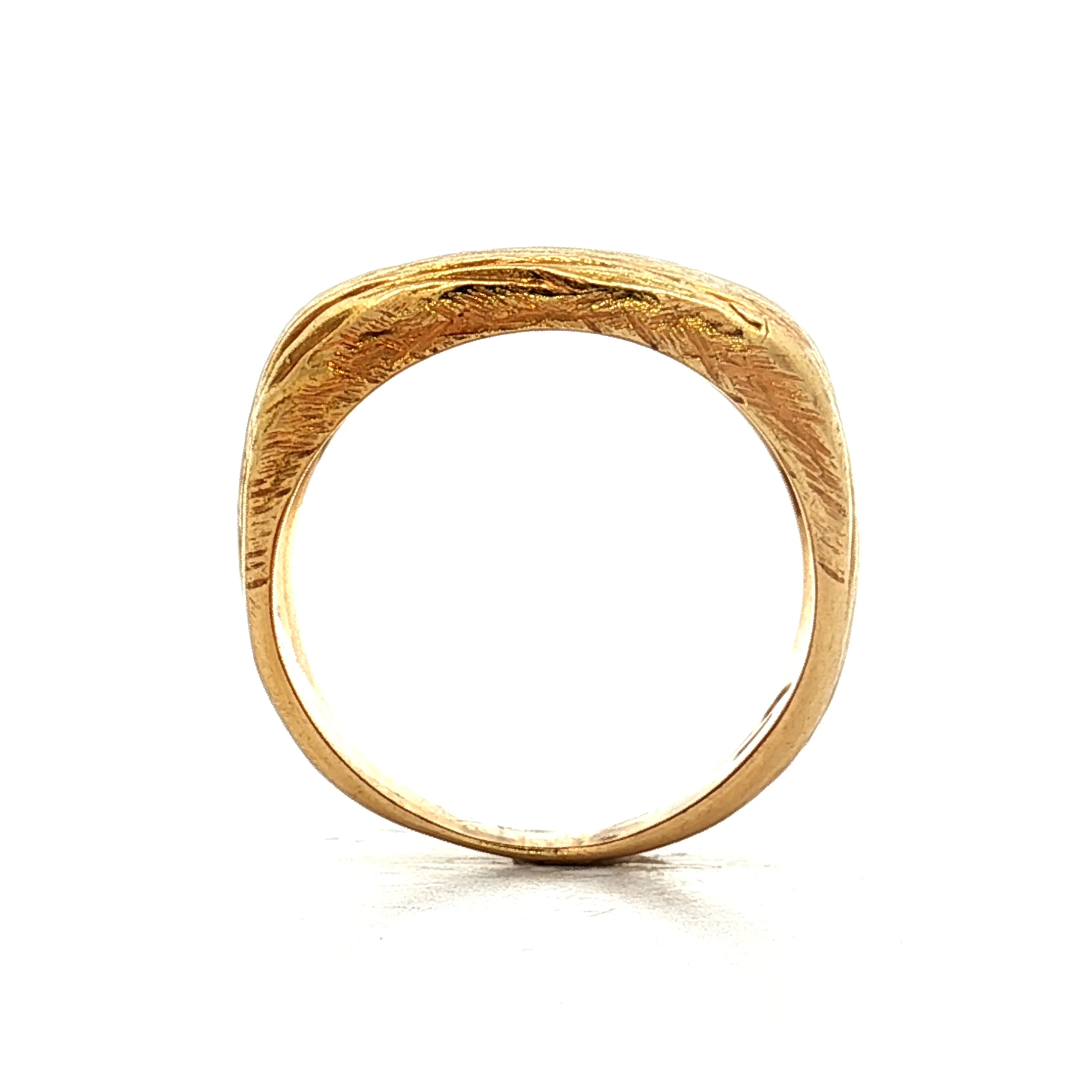 Organic Ridge Texture Statement Ring in 18k - Image 4