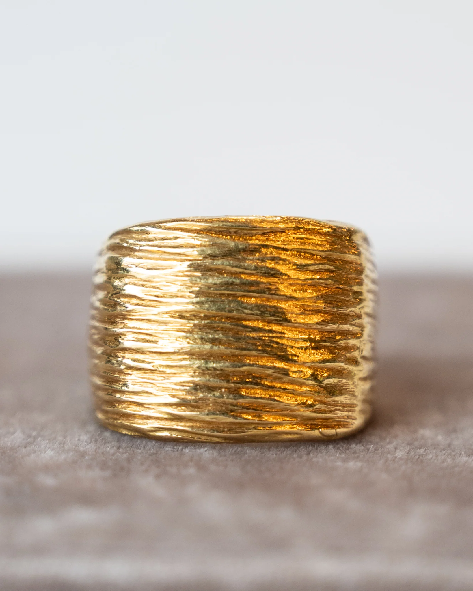 Organic Ridge Texture Statement Ring in 18k - Image 6