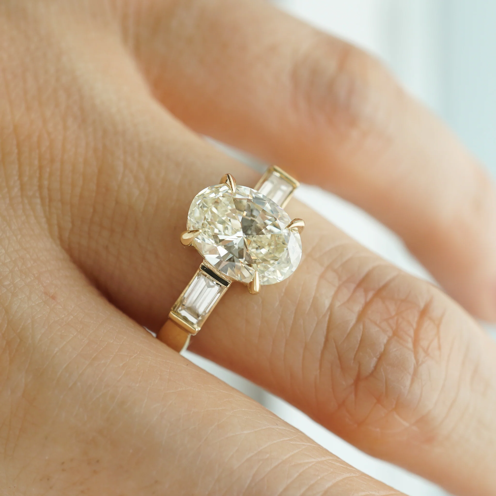 Oval Cut 1.51 Diamond Engagement Ring in 14k Yellow Gold - Image 7
