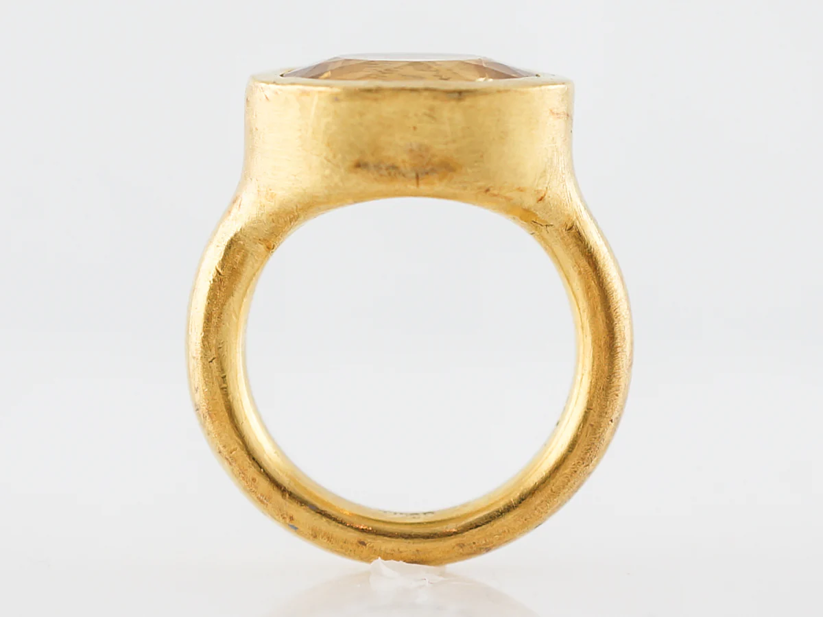 Oval Cut Citrine Cocktail Ring 7 Carats in 22k Yellow Gold - Image 4