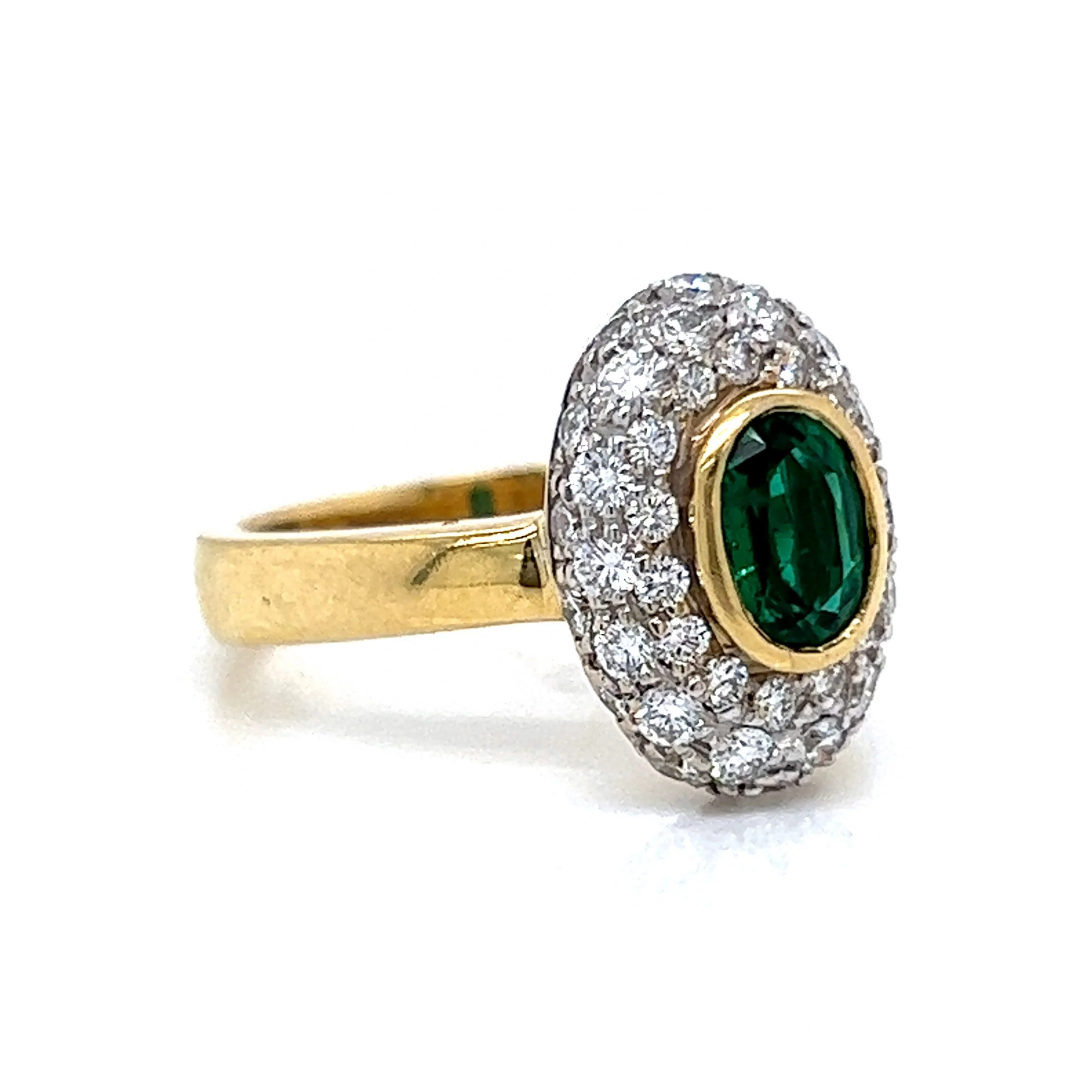 Oval Cut Emerald & Pave Diamond Ring in 18k Yellow Gold - Image 3