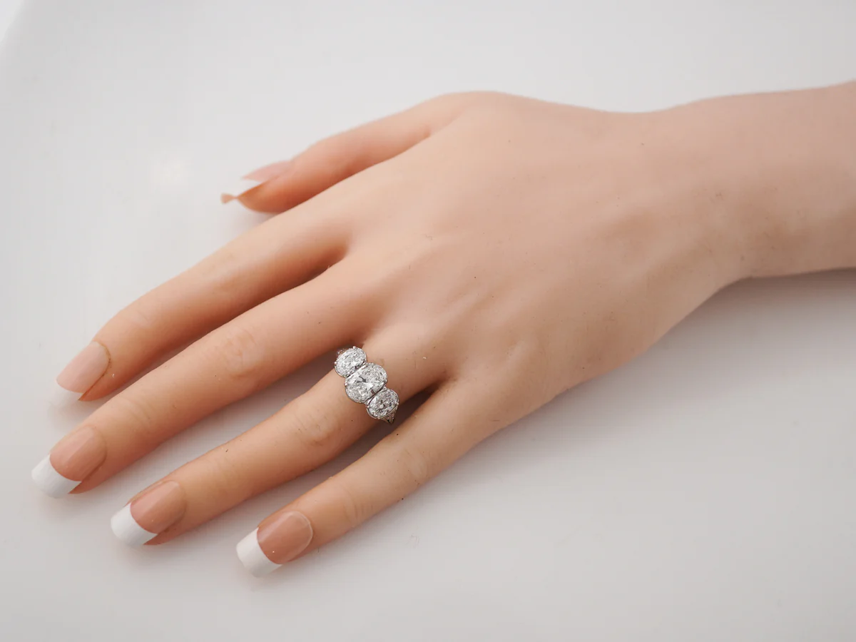 Oval Diamond Three Stone Engagement Ring E/VVS2 - Image 7