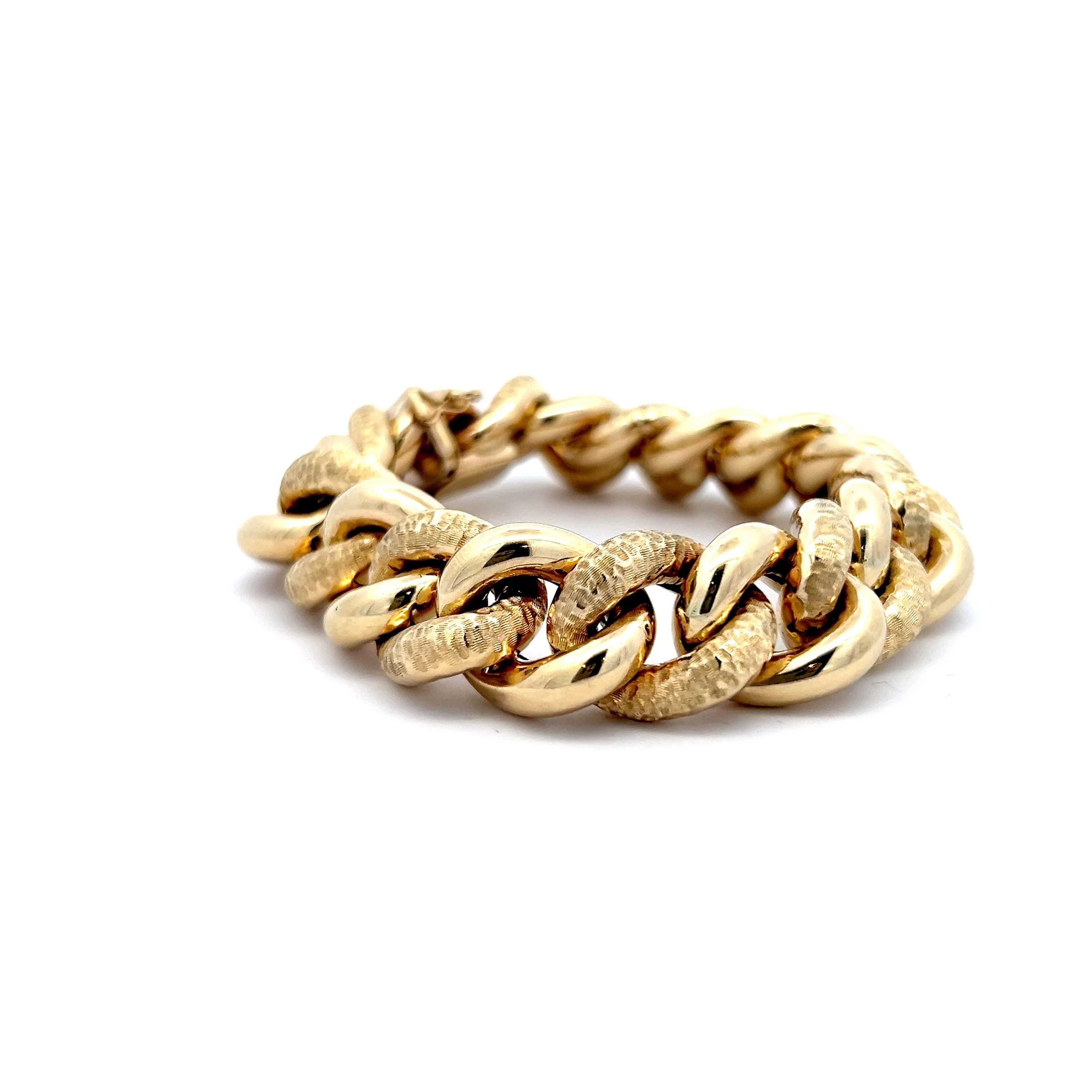 Oversized Curb Link Bracelet in 14k Yellow Gold - Image 2