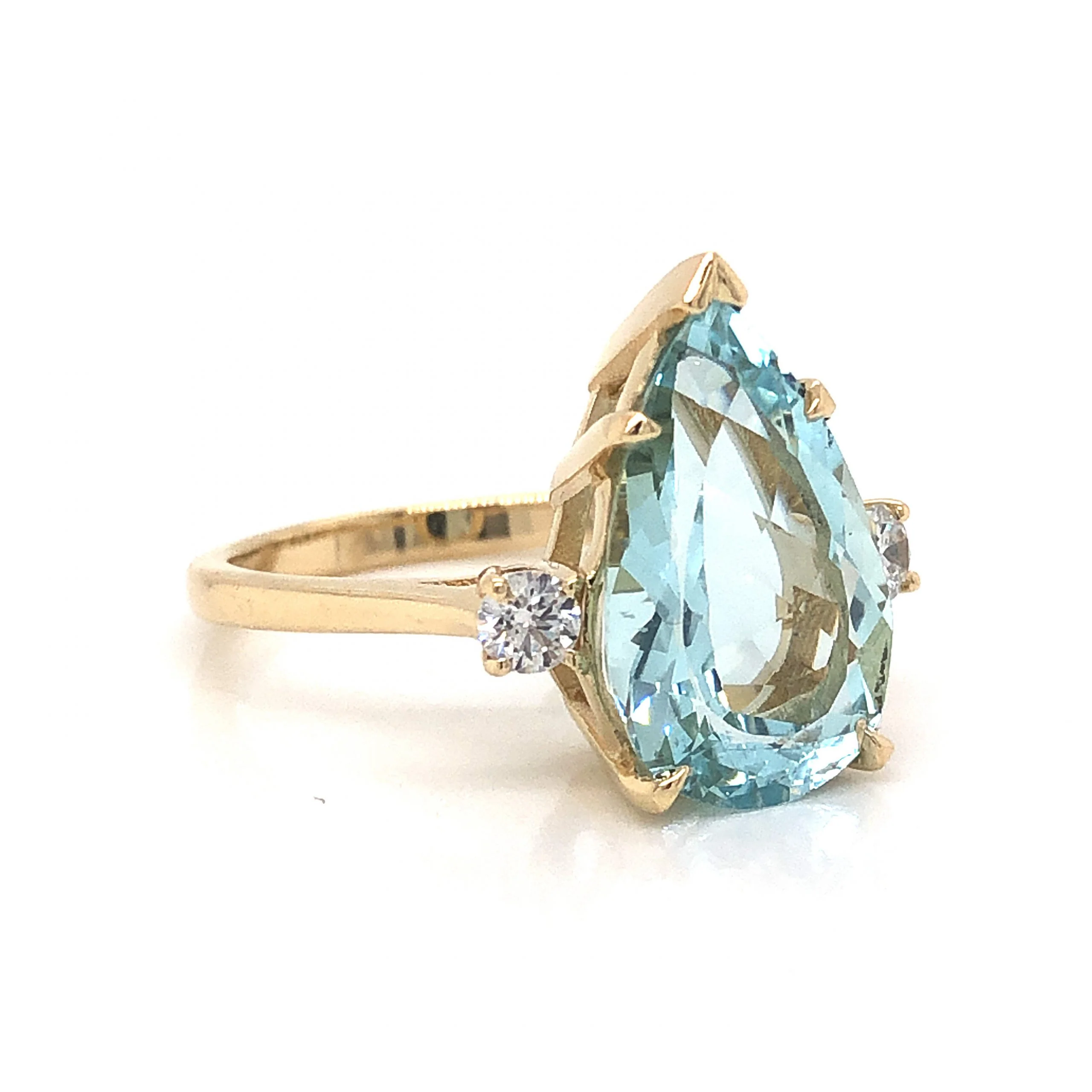 Pear Cut Aquamarine Engagement Ring in 14k Yellow Gold - Image 3