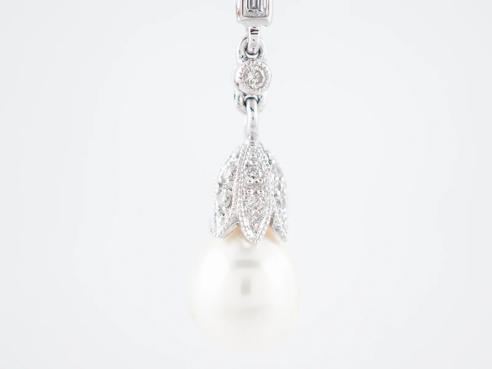 Pearl Earrings Modern .70 Round Brilliant & Baguette Cut Diamond in Platinum - Image 4