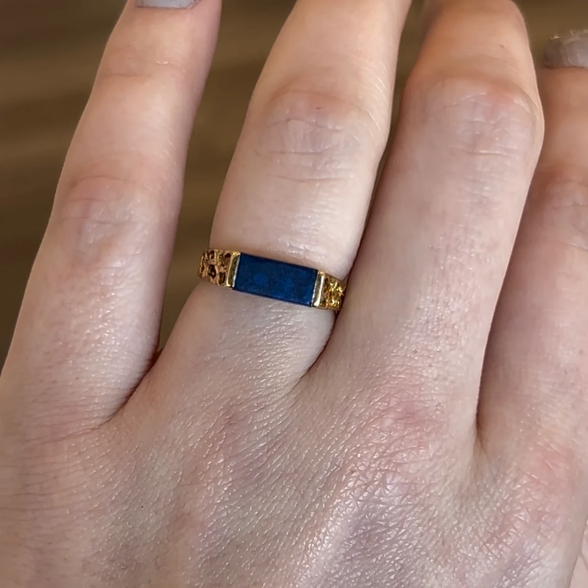 Mid-Century Lapis Ring with Organic Texture in 18k Yellow Gold - Image 6