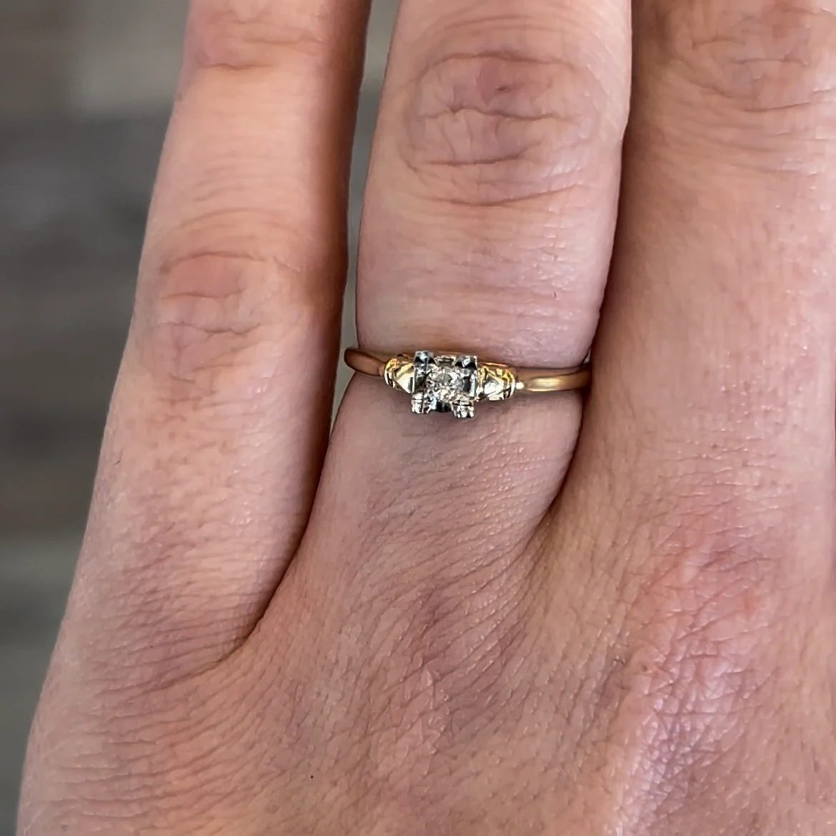 Vintage .07 Round Brilliant Diamond Solitaire Engagement Ring - Image 6