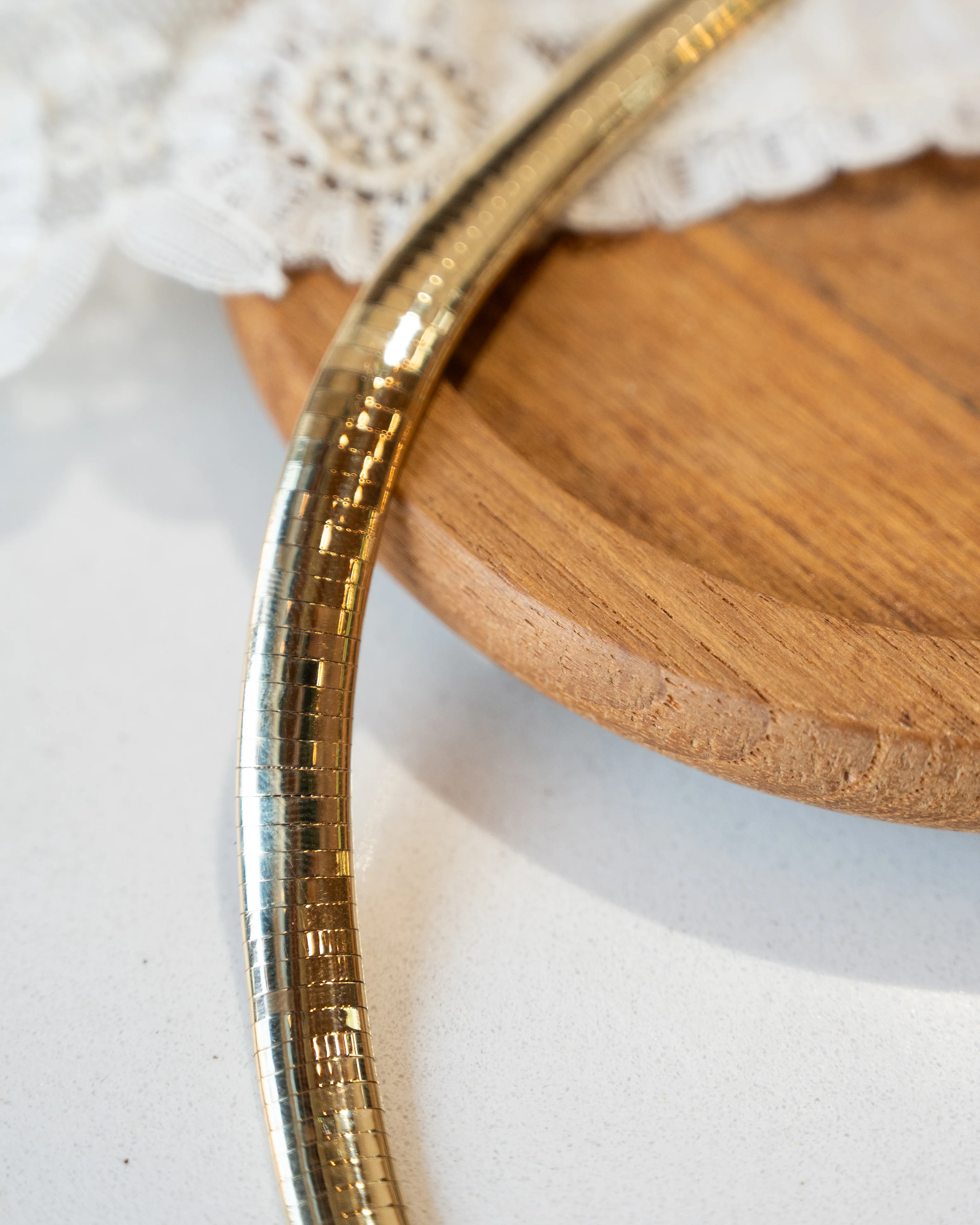 Omega Collar Necklace 14k Yellow Gold - Image 5