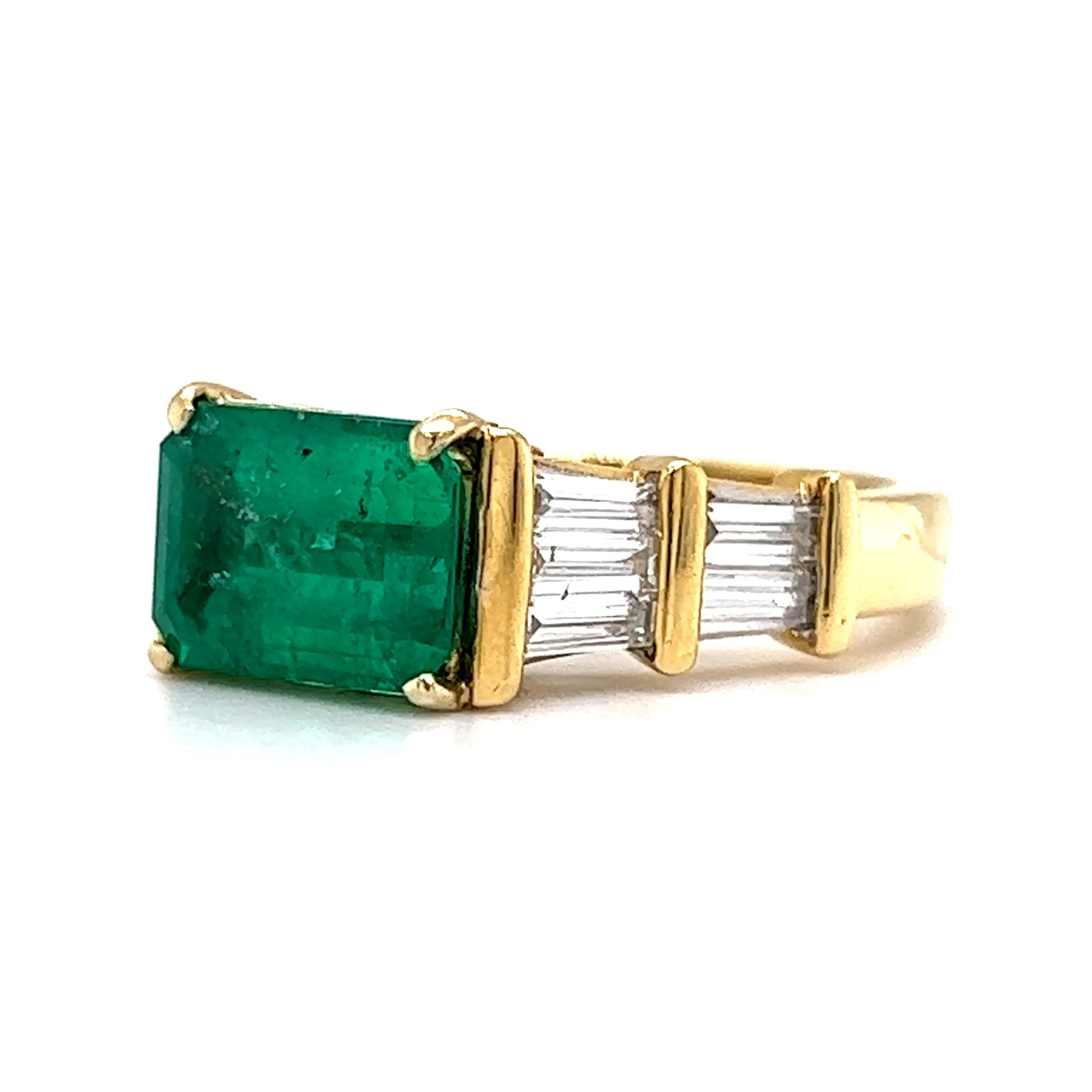 2.00 Emerald & Diamond Cocktail Ring in 18k Yellow Gold - Image 2