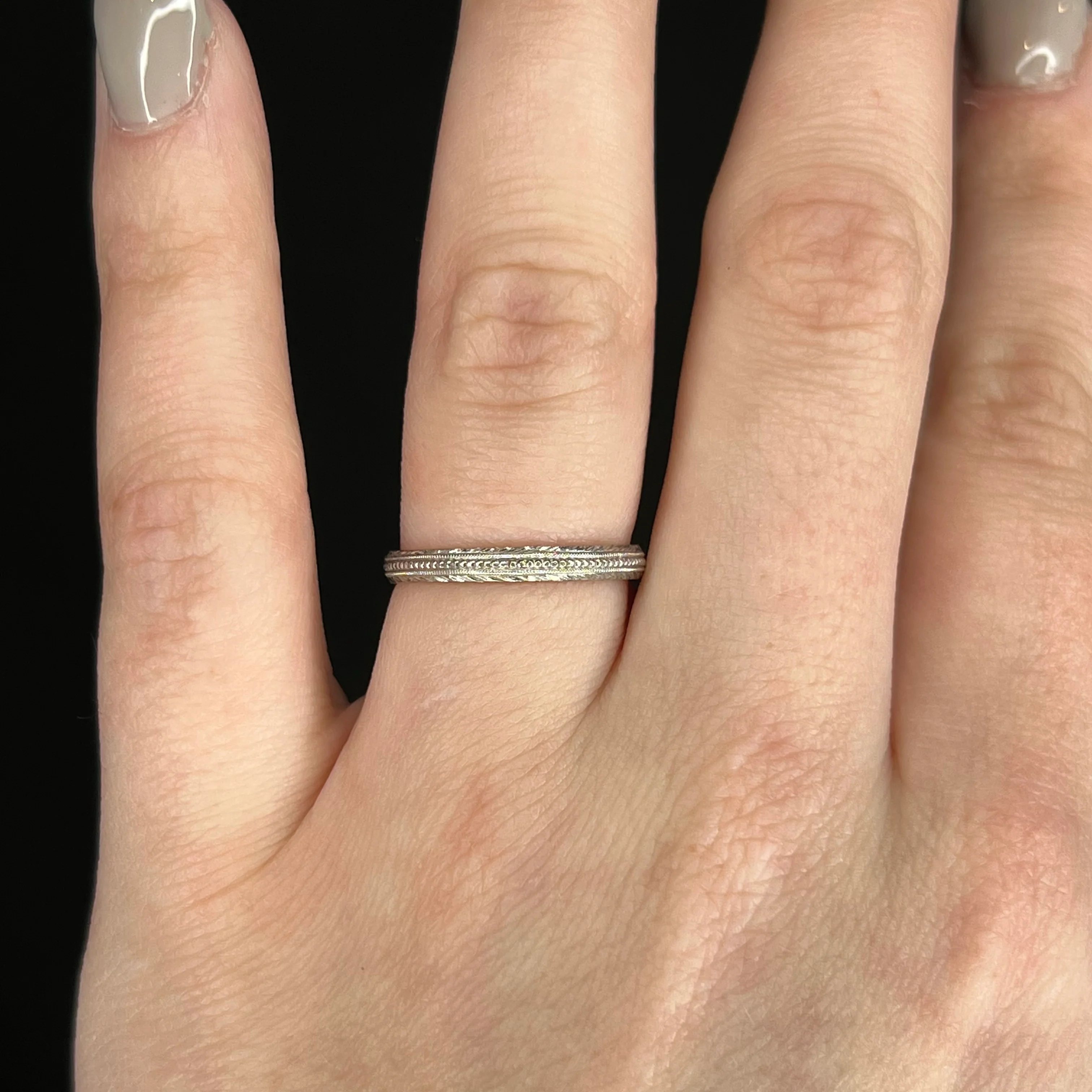 Vintage Art Deco Engraved Platinum Wedding Band - Image 6