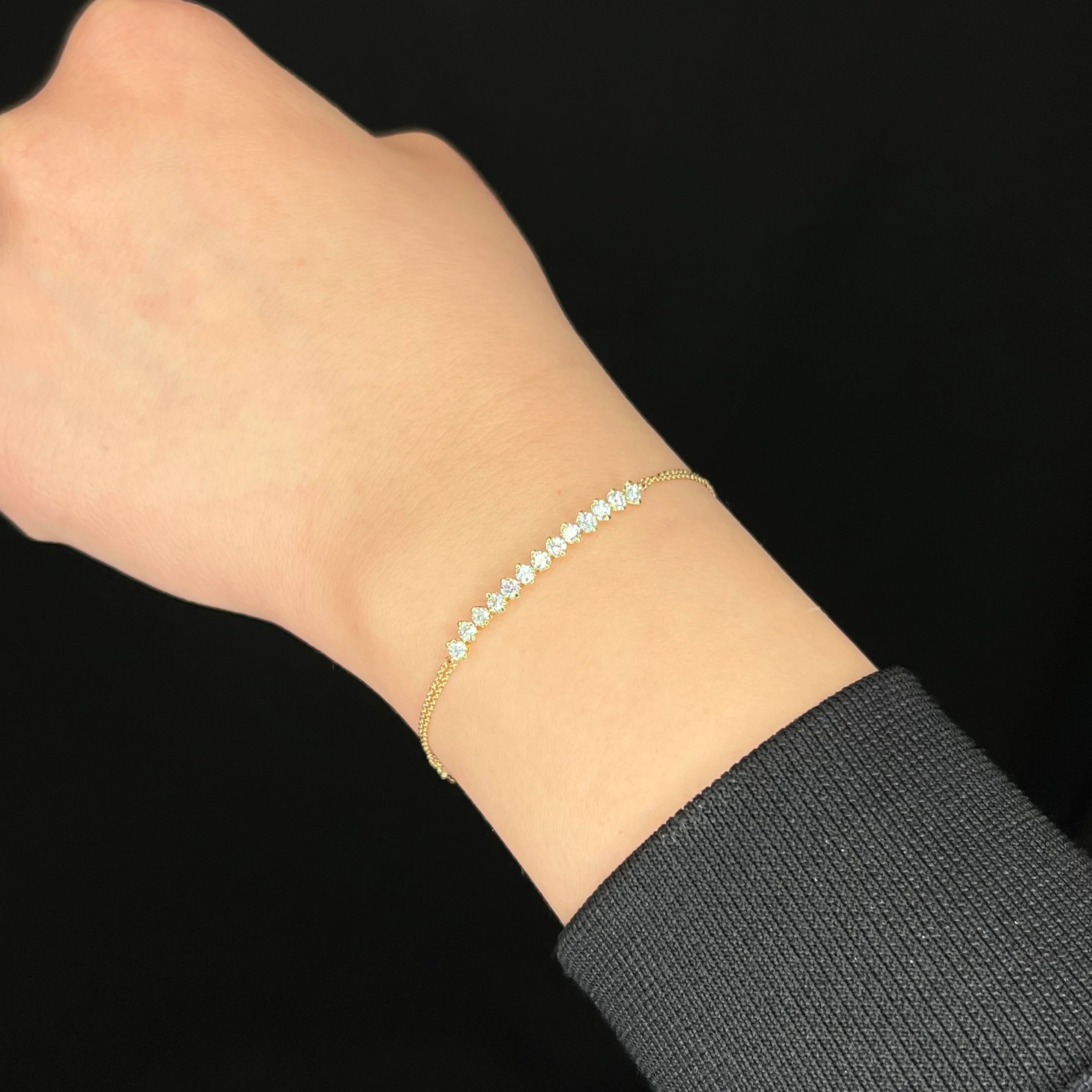 .87 Round Brilliant Cut Diamond Bracelet in 14k Yellow Gold - Image 5