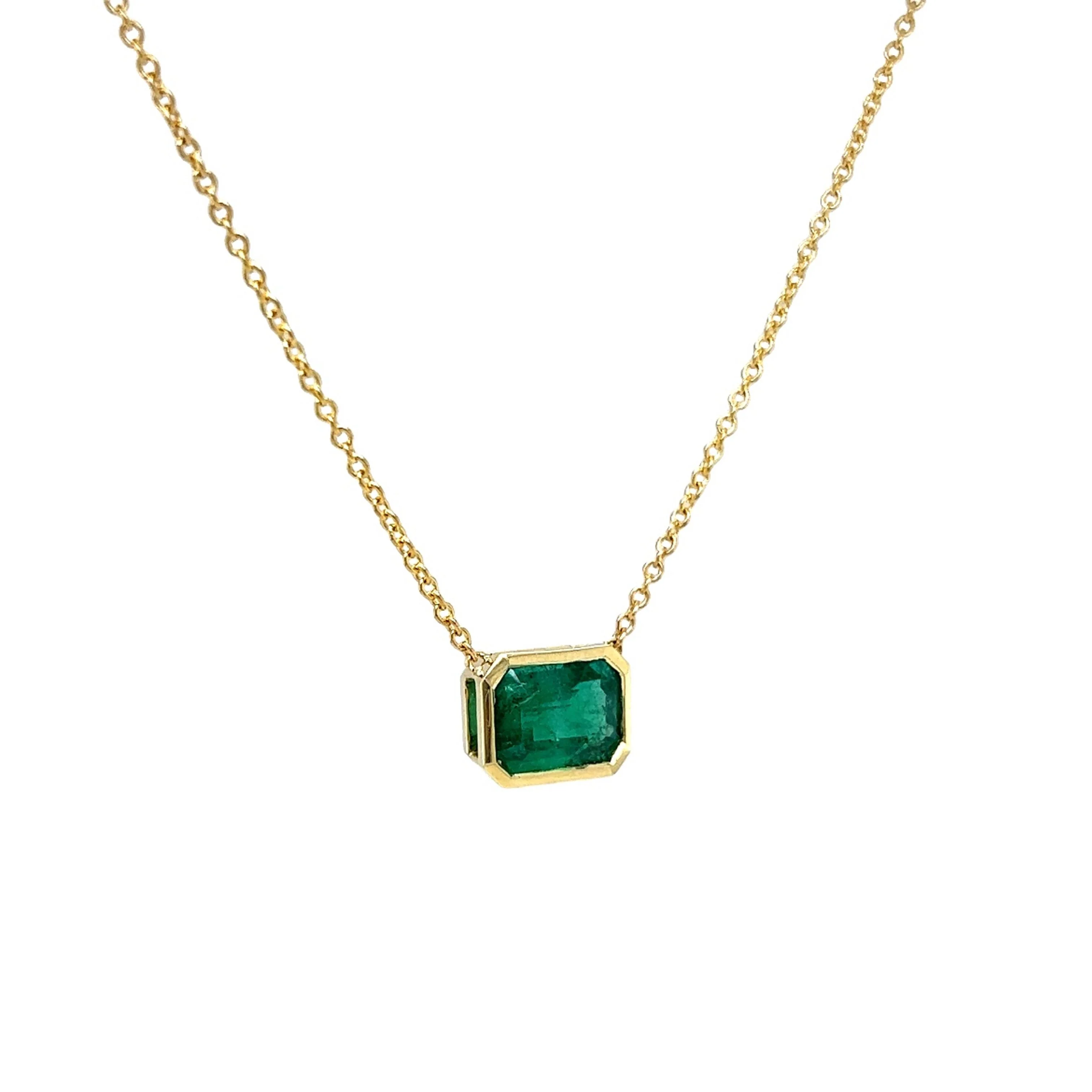 2.03 Emerald Cut Emerald Pendant in 18k Yellow Gold - Image 3