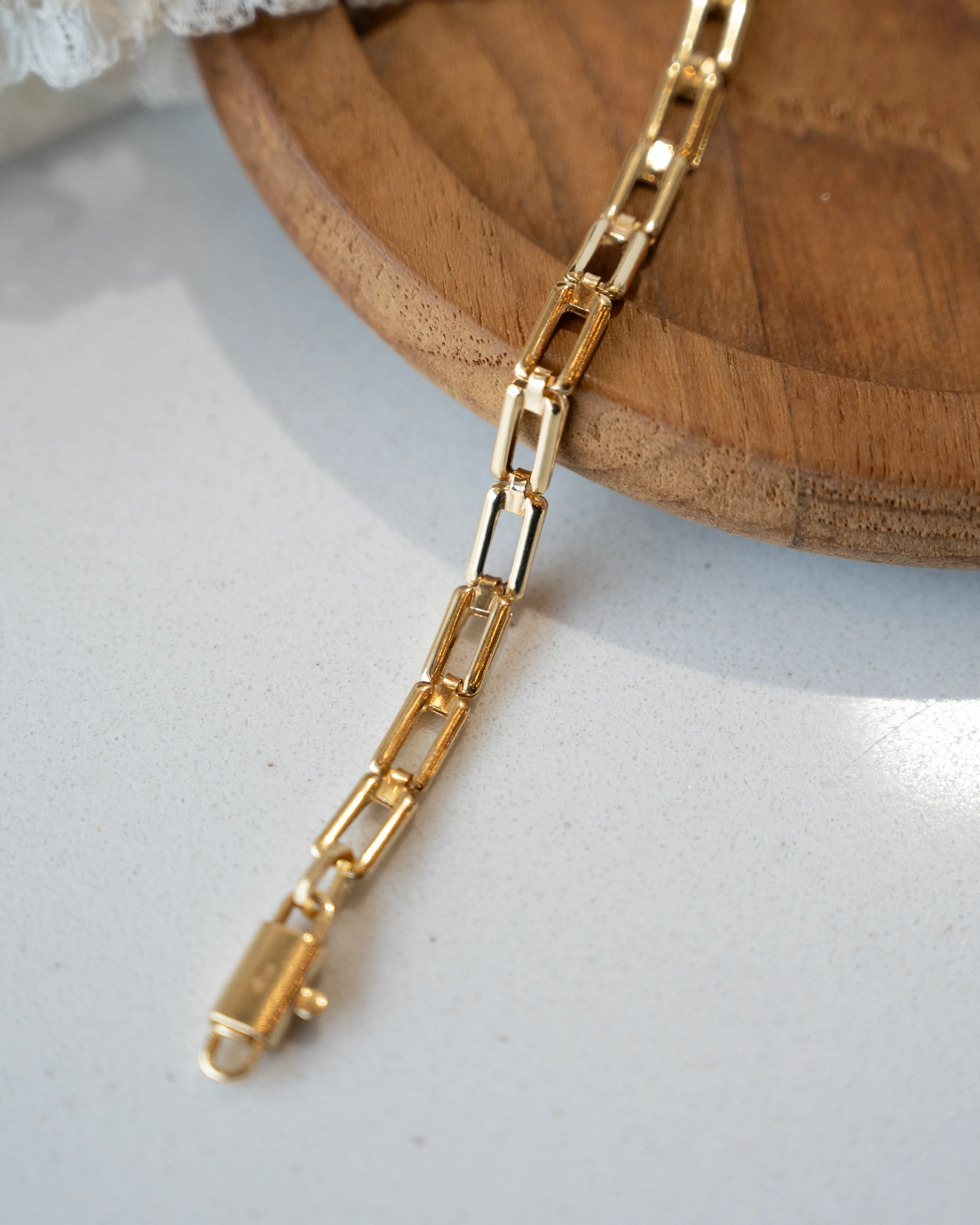 Rectangular Paperclip Link Bracelet 18k Yellow Gold - Image 5