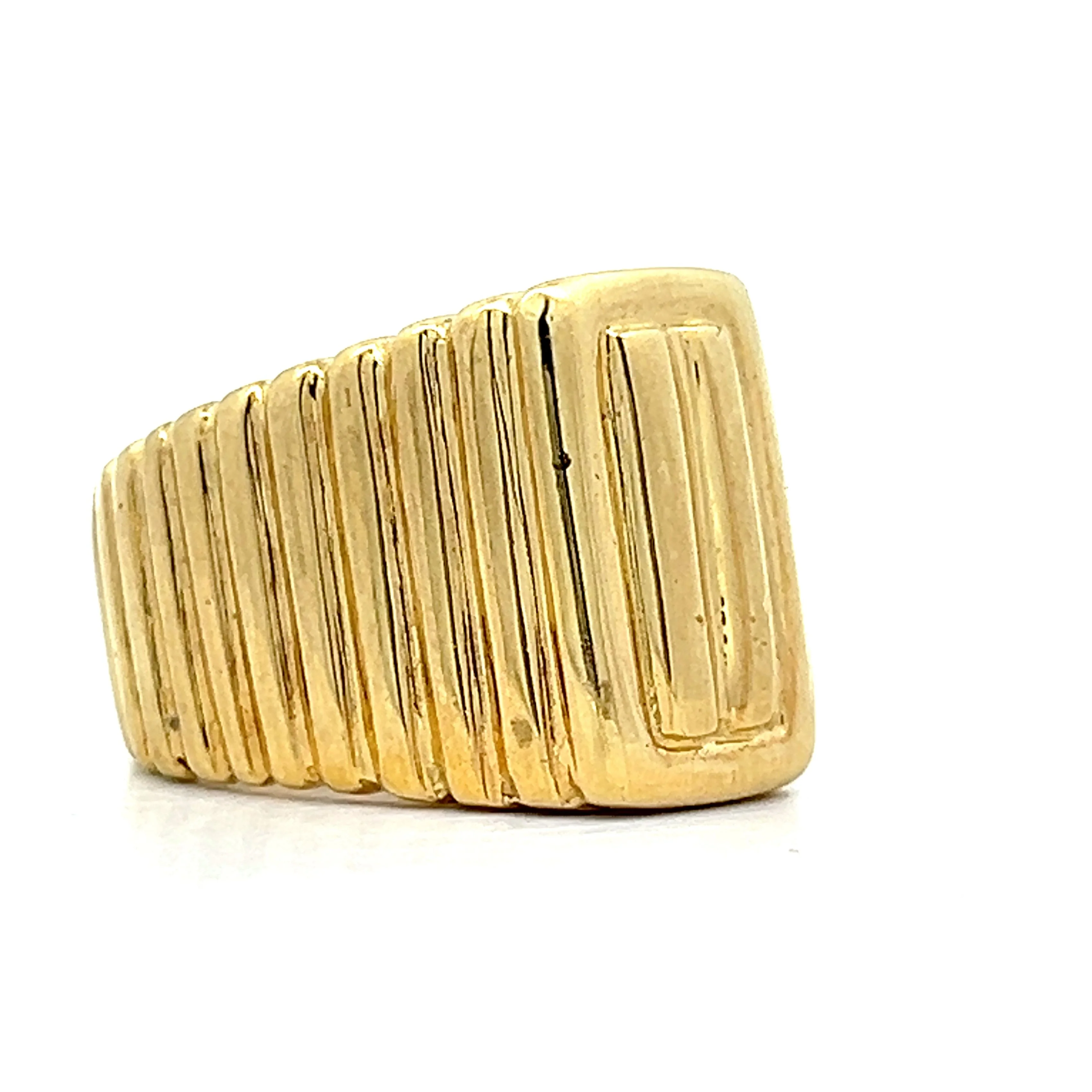 Rectangular Ridged Statement Ring in 18k Yellow Gold - Image 3