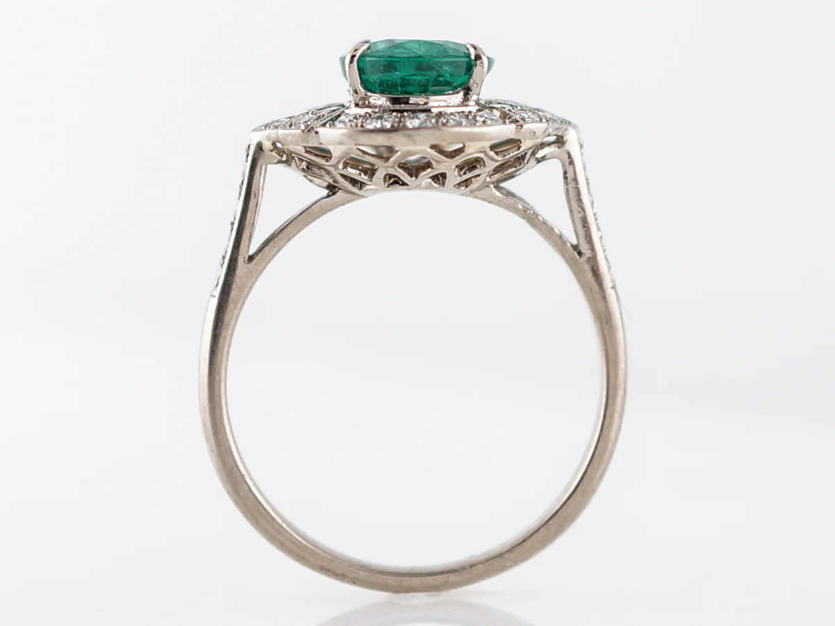 Right Hand Ring Modern 1.89 Oval Cut Emerald in 18k White Gold - Image 5