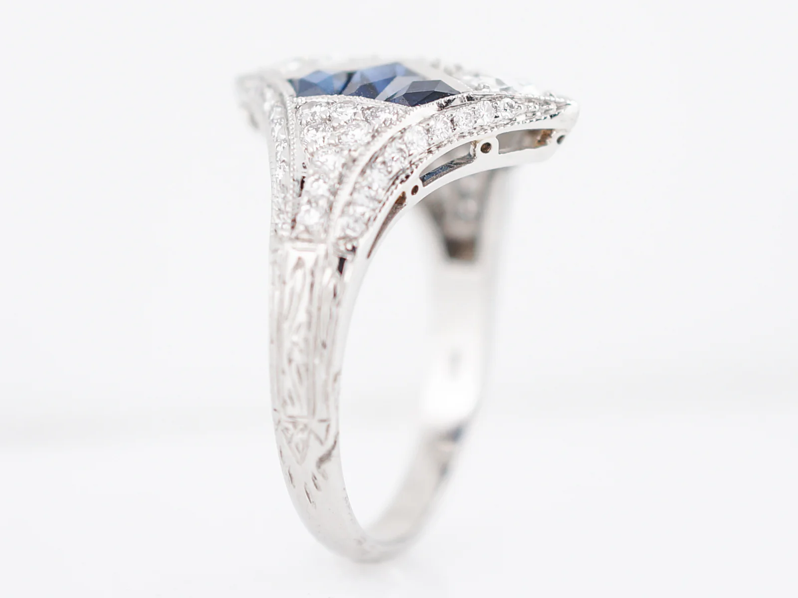 Right Hand Ring Modern 1.03 Round Brilliant Cut Diamonds & 2.86 French Cut Sapphire in Platinum - Image 5