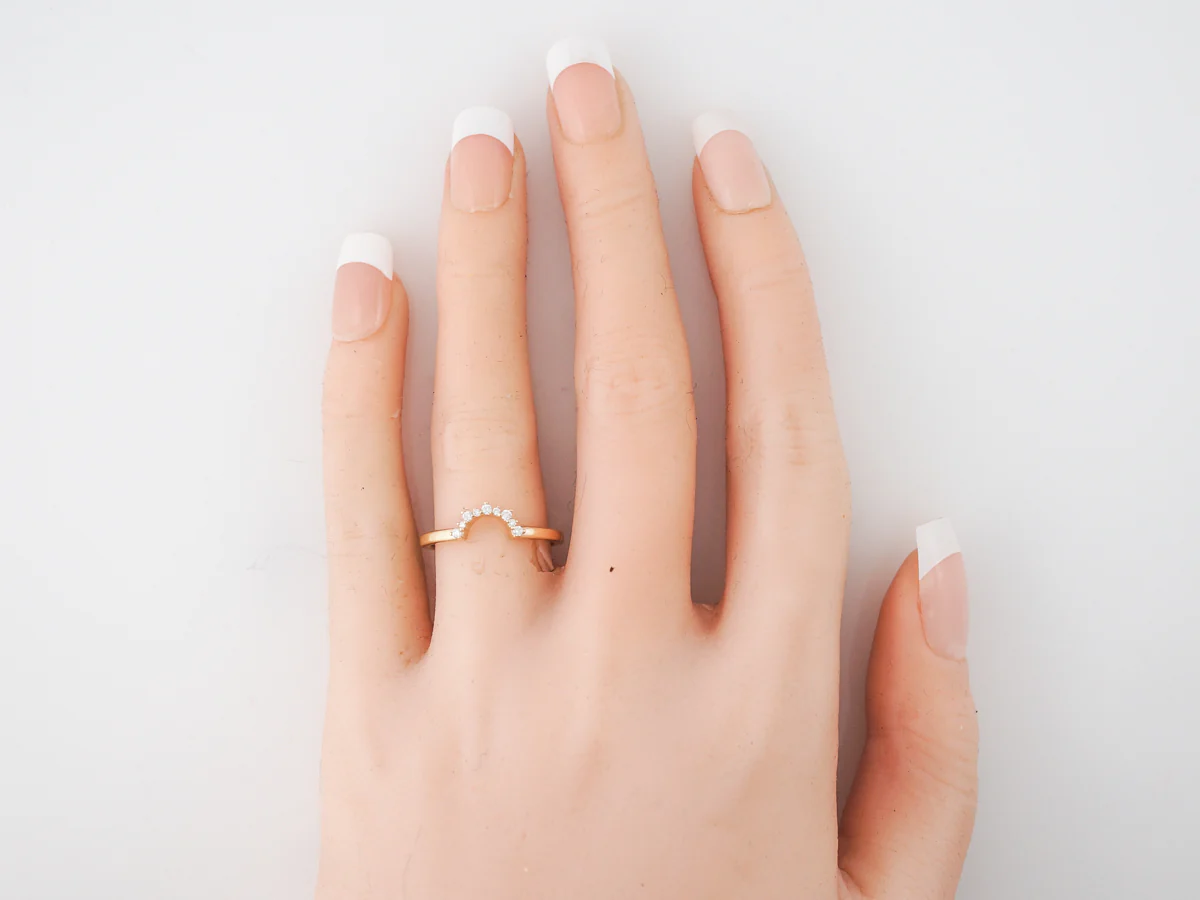 Round Brilliant Cut Diamond Curved Wedding Band in Yellow Gold - Image 5