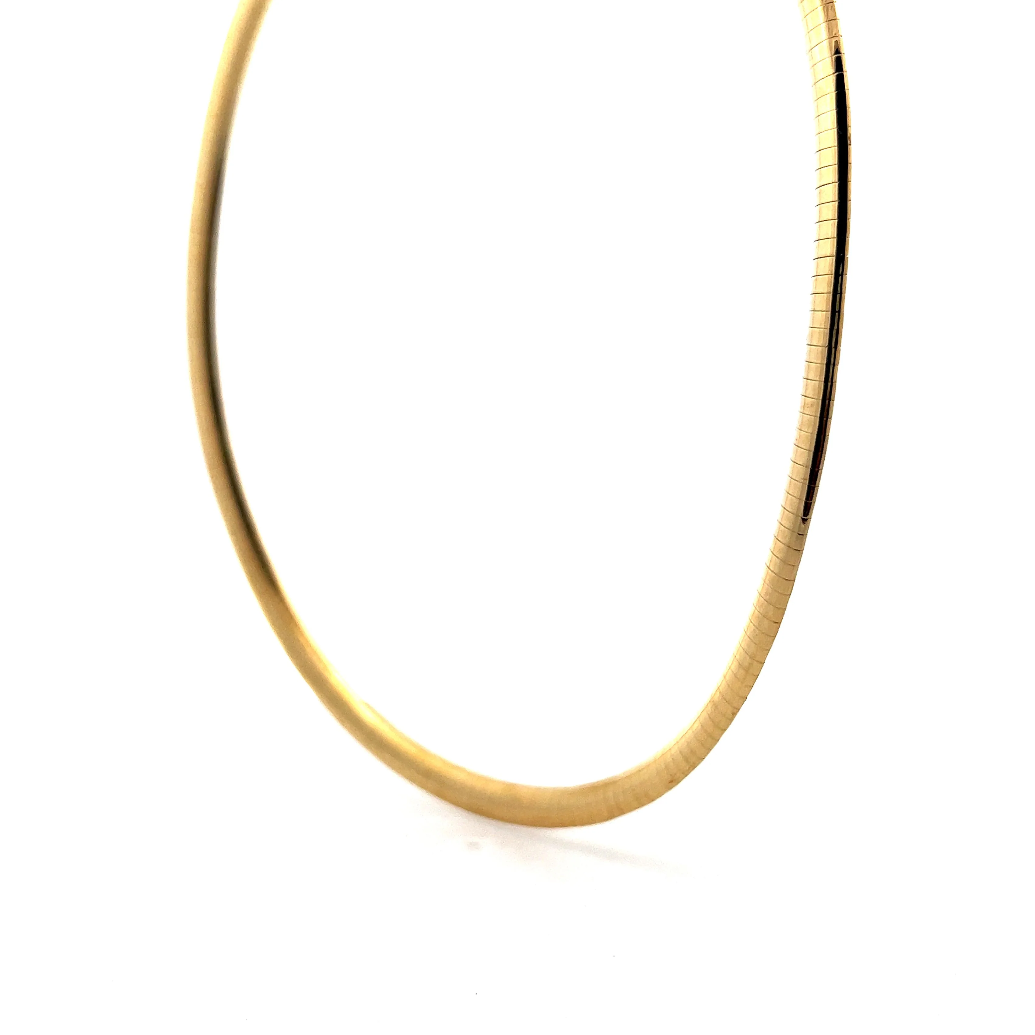 Simple Omega Necklace in 14k Yellow Gold - Image 2