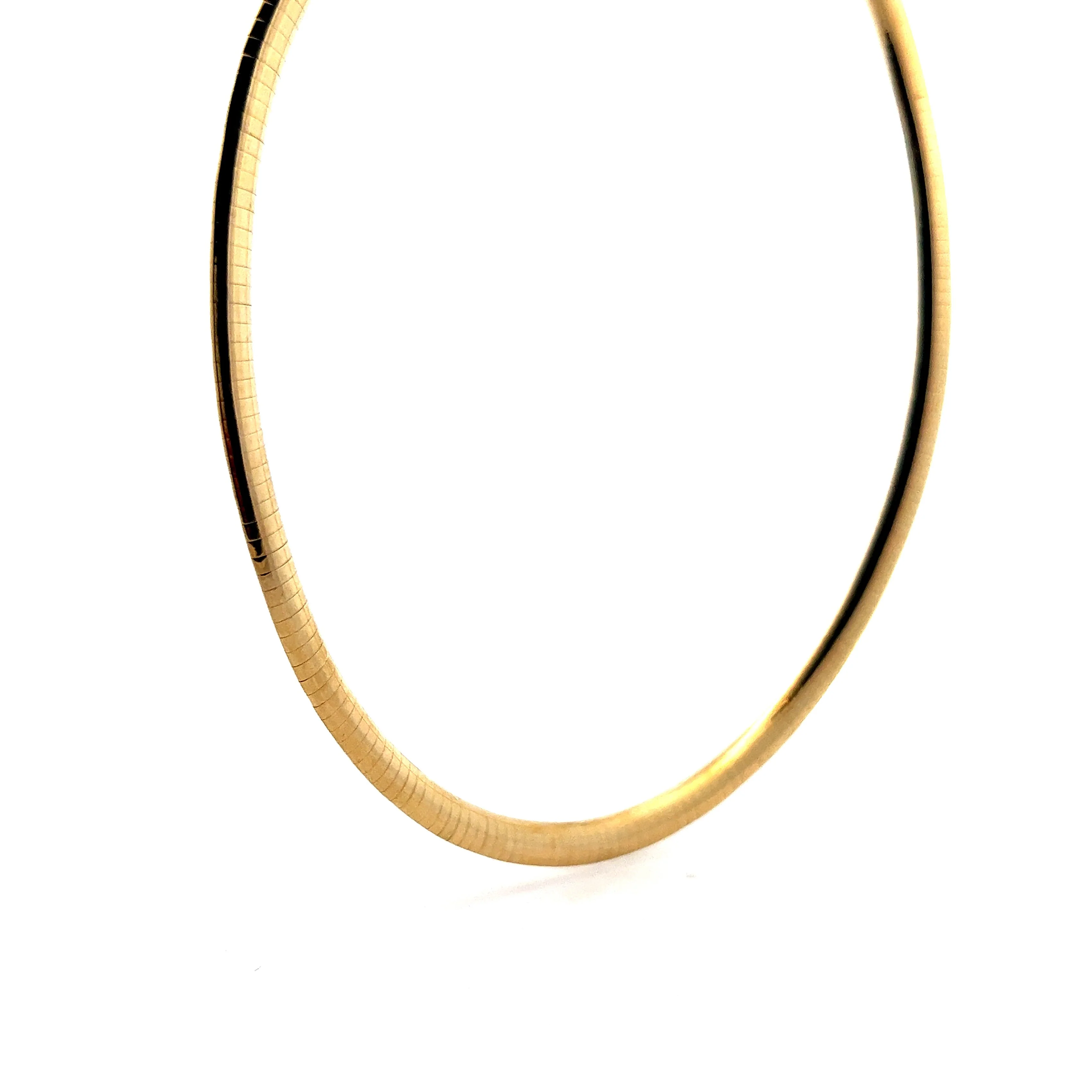Simple Omega Necklace in 14k Yellow Gold - Image 3