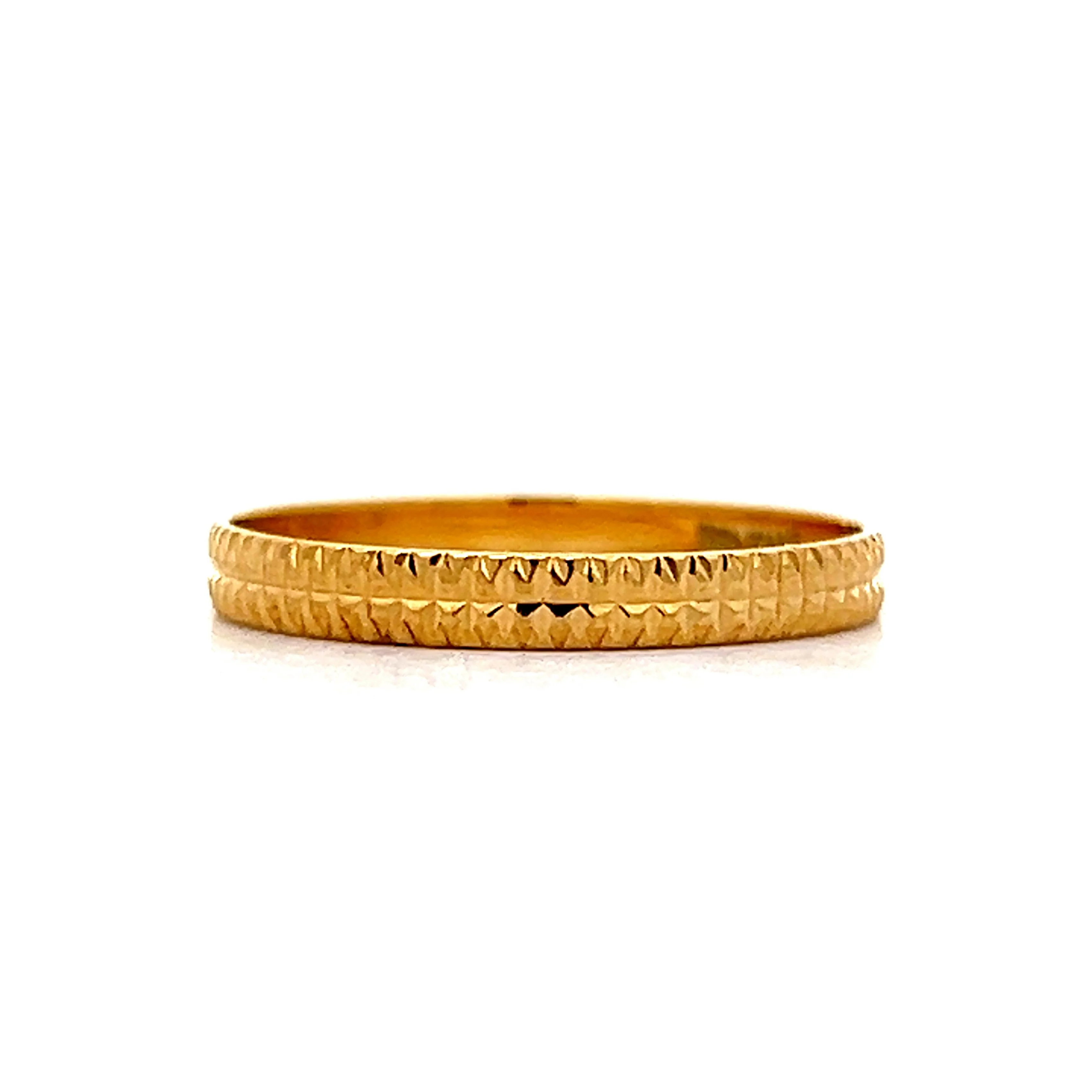 Simple Textured Stacking Band in 18k Yellow Gold - Image 3