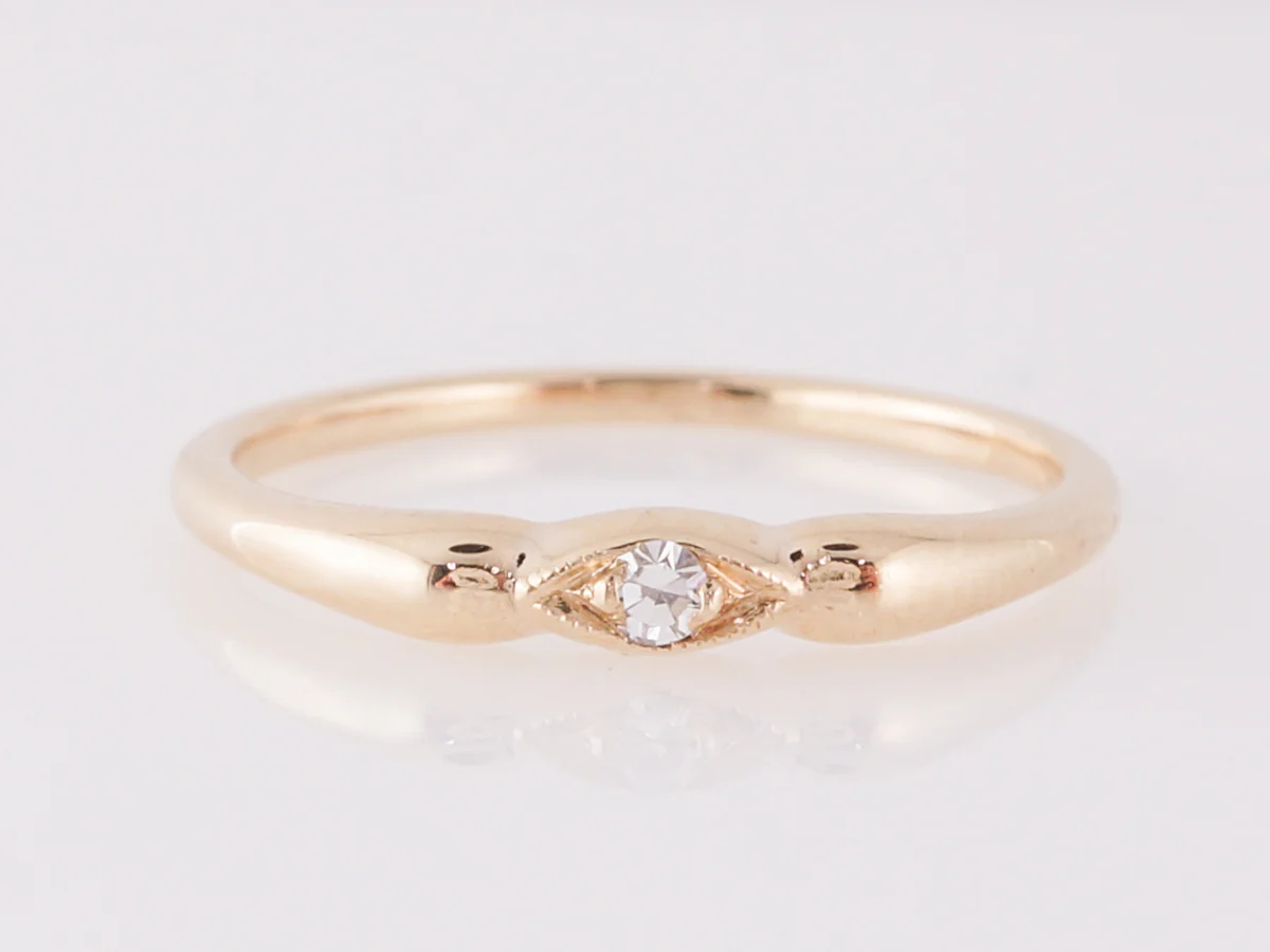 Solitaire Diamond Right Hand Ring in Yellow Gold - Image 5