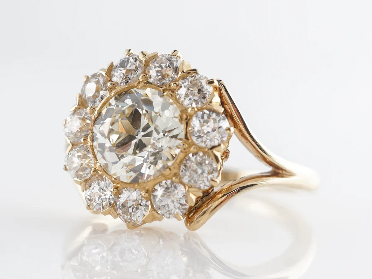 Split Shank Victorian Halo Diamond Engagement Ring - Image 2