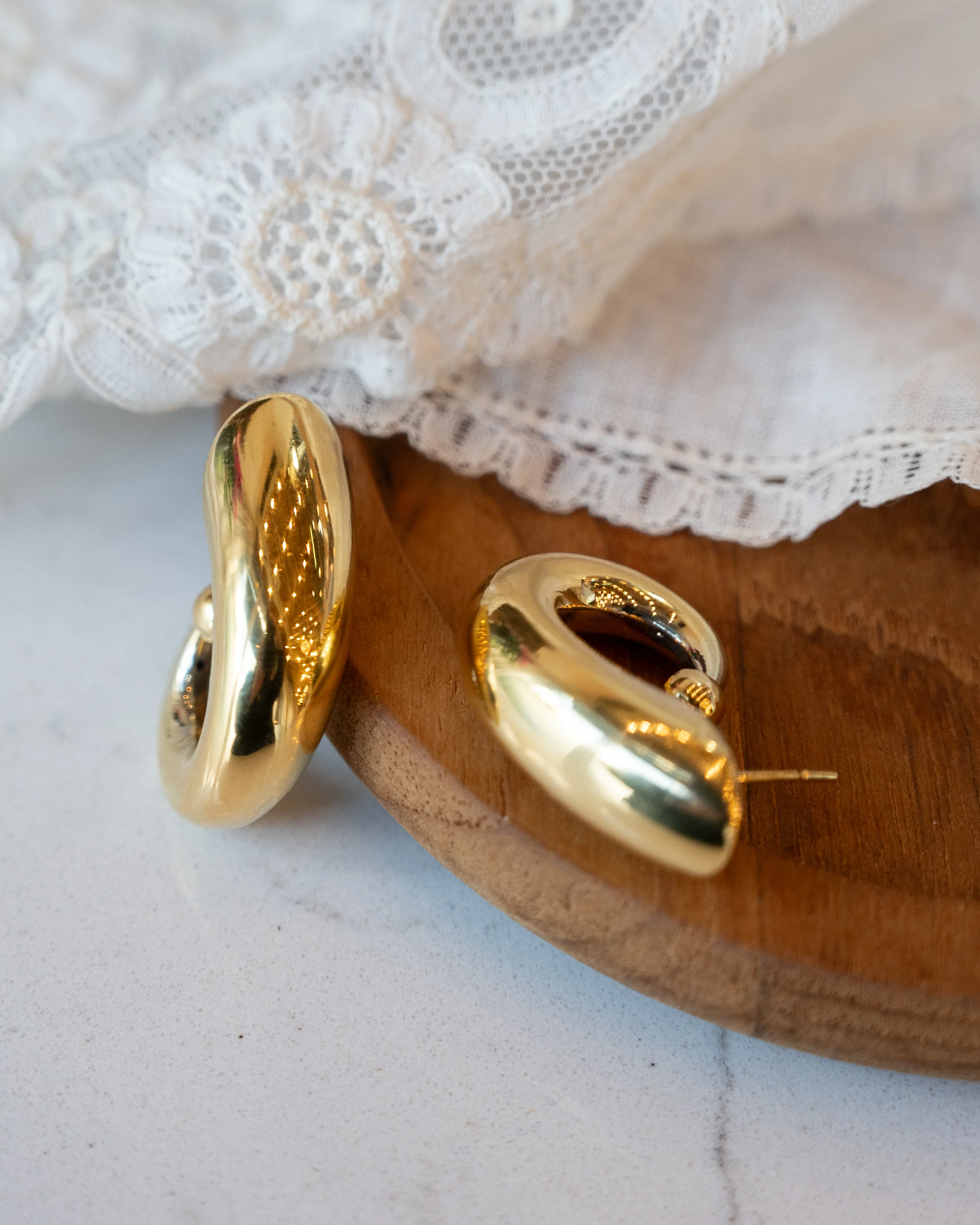 Swirl Drop Earrings 18k Yellow Gold - Image 5