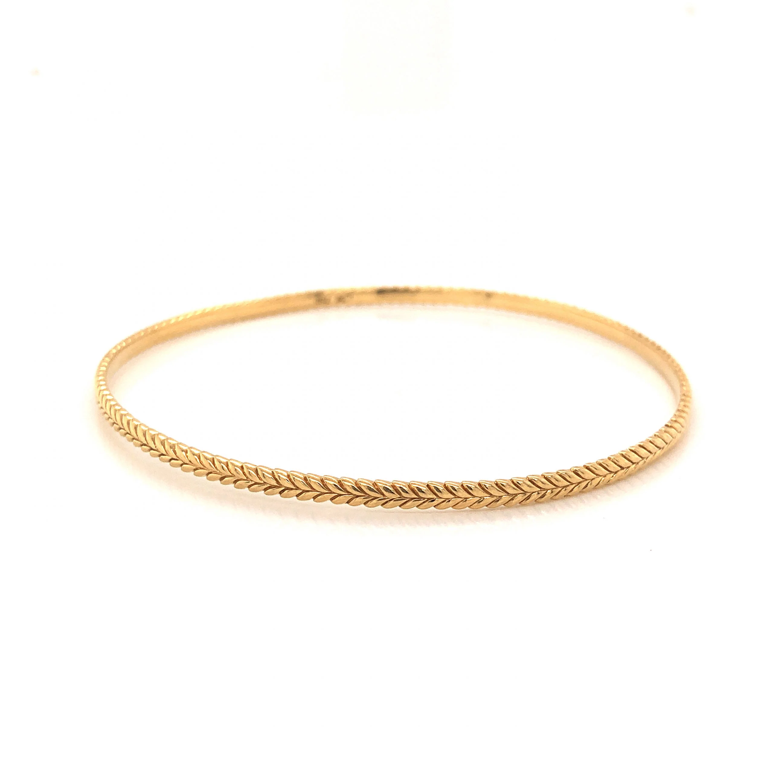 Textured Bangle Bracelet in 18k Yellow Gold - Image 2