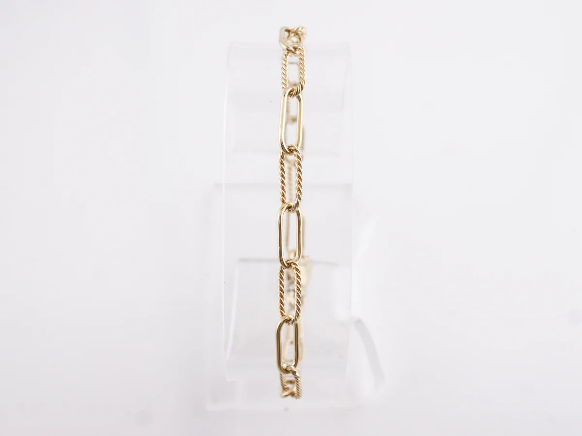 Textured Paperclip Link Bracelet in 18k Yellow Gold - Image 6