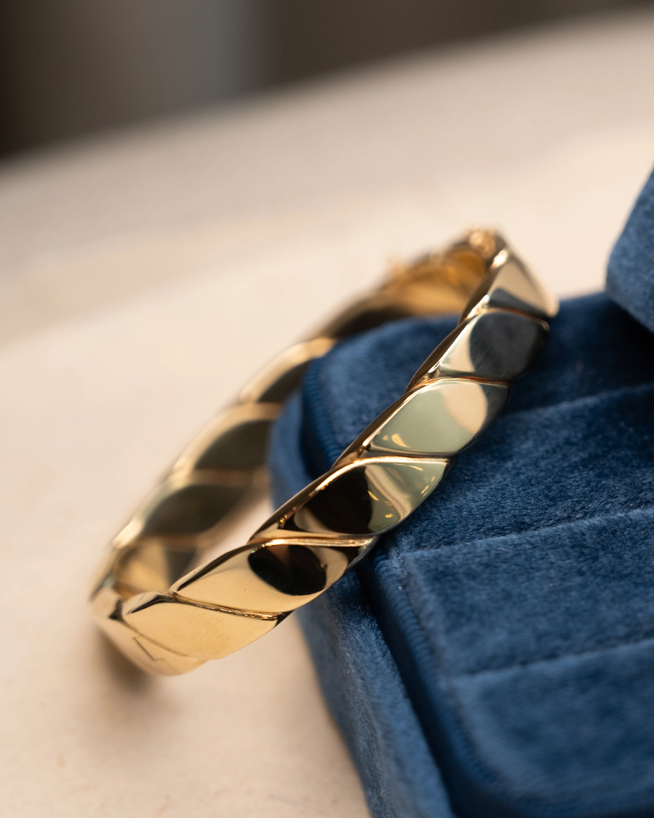 Textured Rope Bangle Bracelet 14k Yellow Gold - Image 4