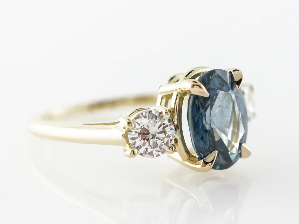 Three Stone Oval Sapphire & Diamond Engagement Ring - Image 3