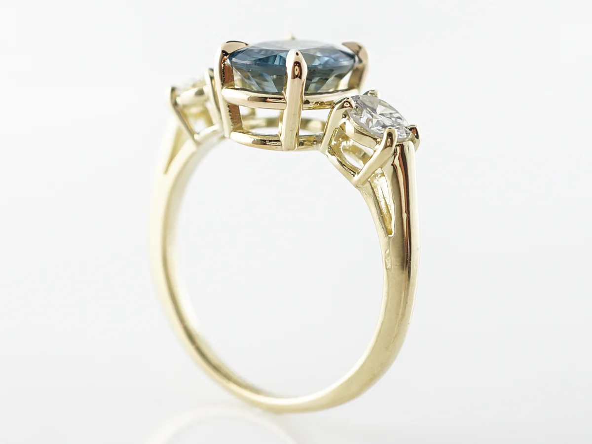 Three Stone Oval Sapphire & Diamond Engagement Ring - Image 5