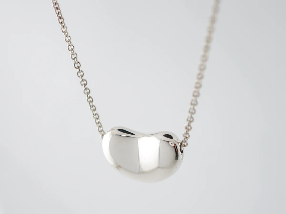 Tiffany & Co. Elsa Peretti Necklace Modern in Sterling Silver - Image 2