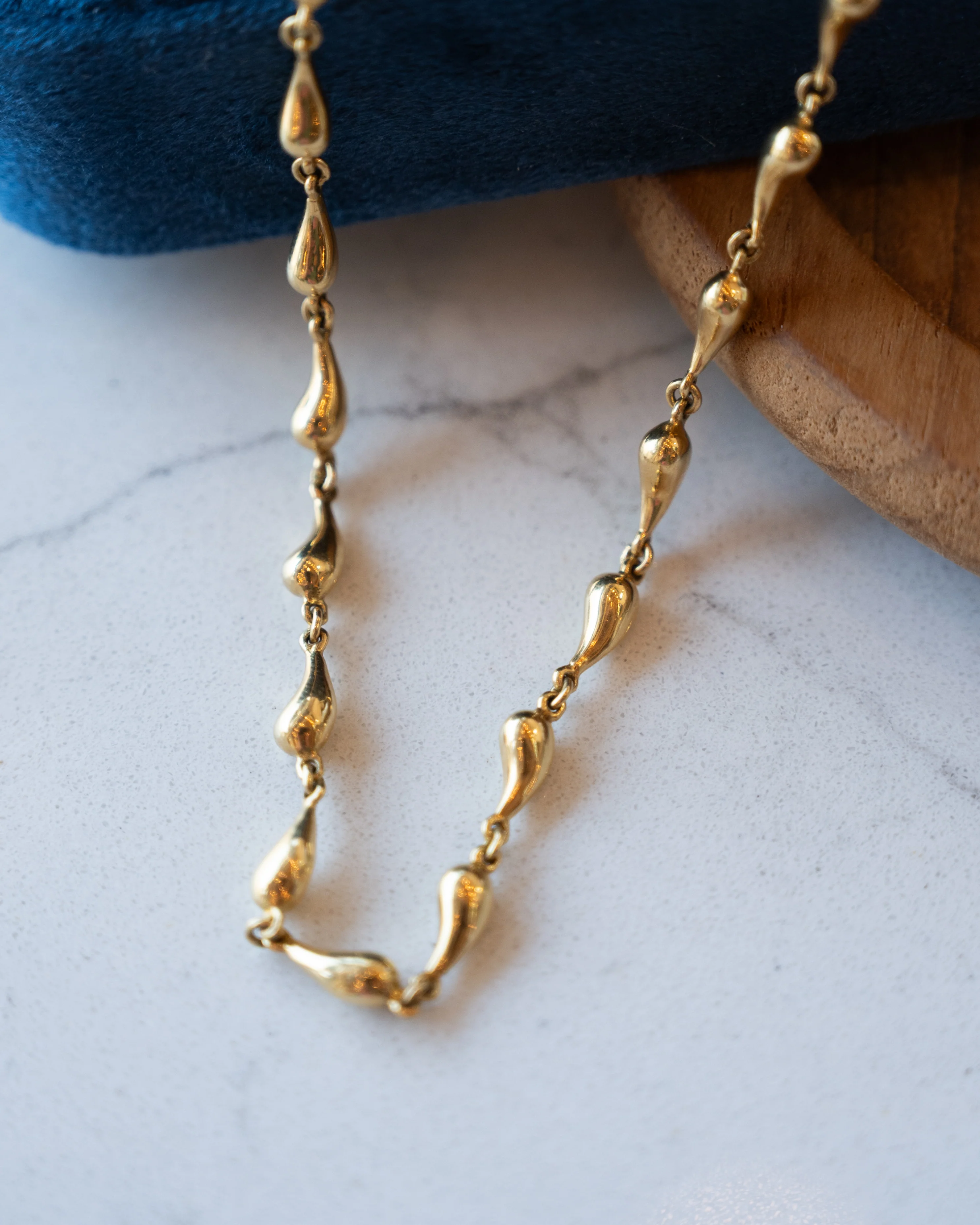Tiffany & Co. Elsa Peretti Teardrop Necklace 18k - Image 5